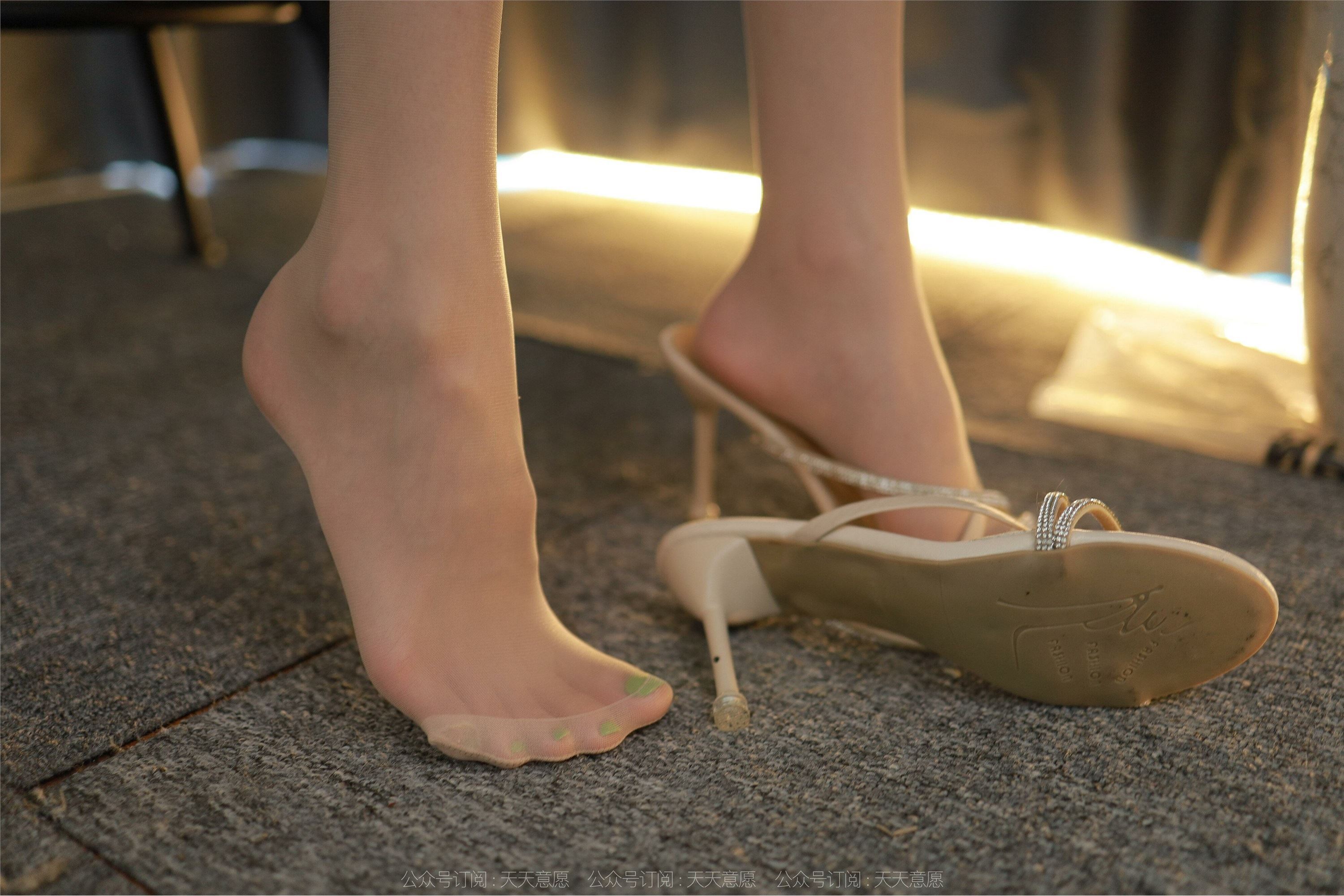 图片[8]-IESS异思趣向期期2022.08.12期丝享家期1175：团团《甜辣女孩》-秀人网