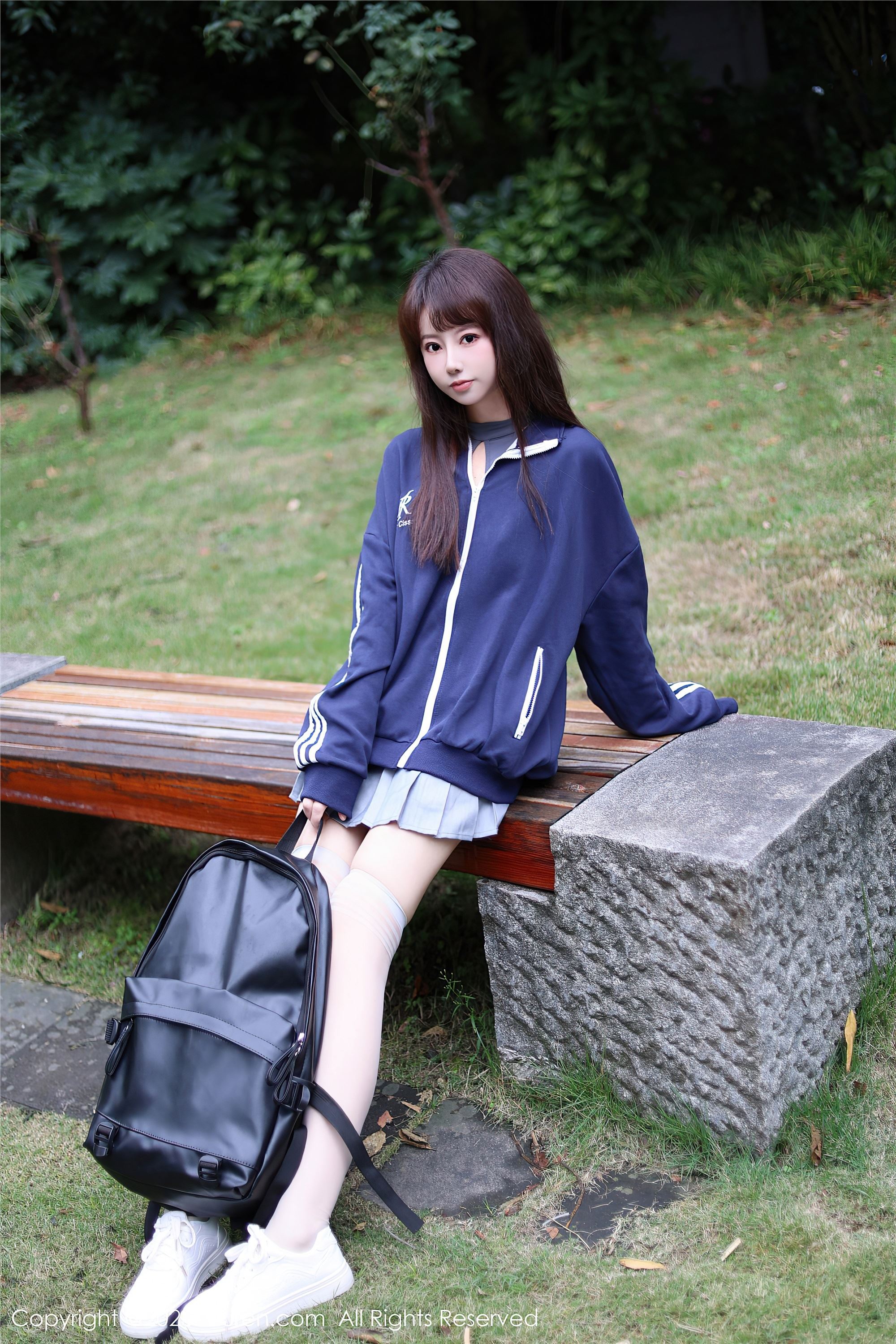 图片[3]-Xiuren秀人网期2023.12.08期N第7784期韩系学妹-套图网