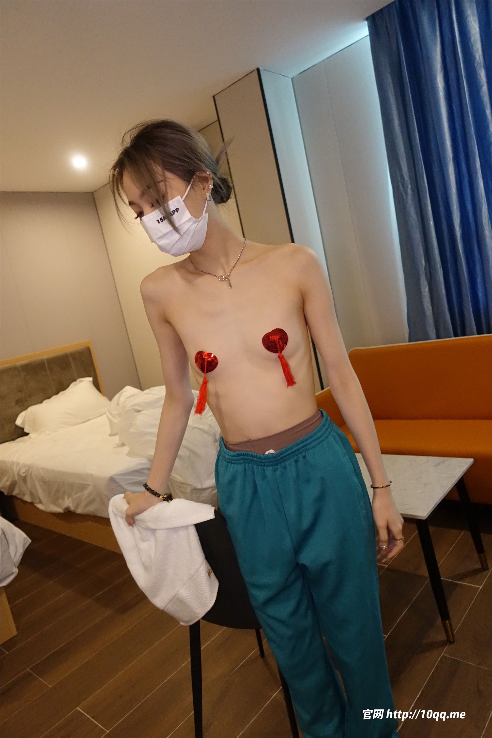 图片[3]-ROSI口罩系列期2023.10.10期N第2676-秀人网