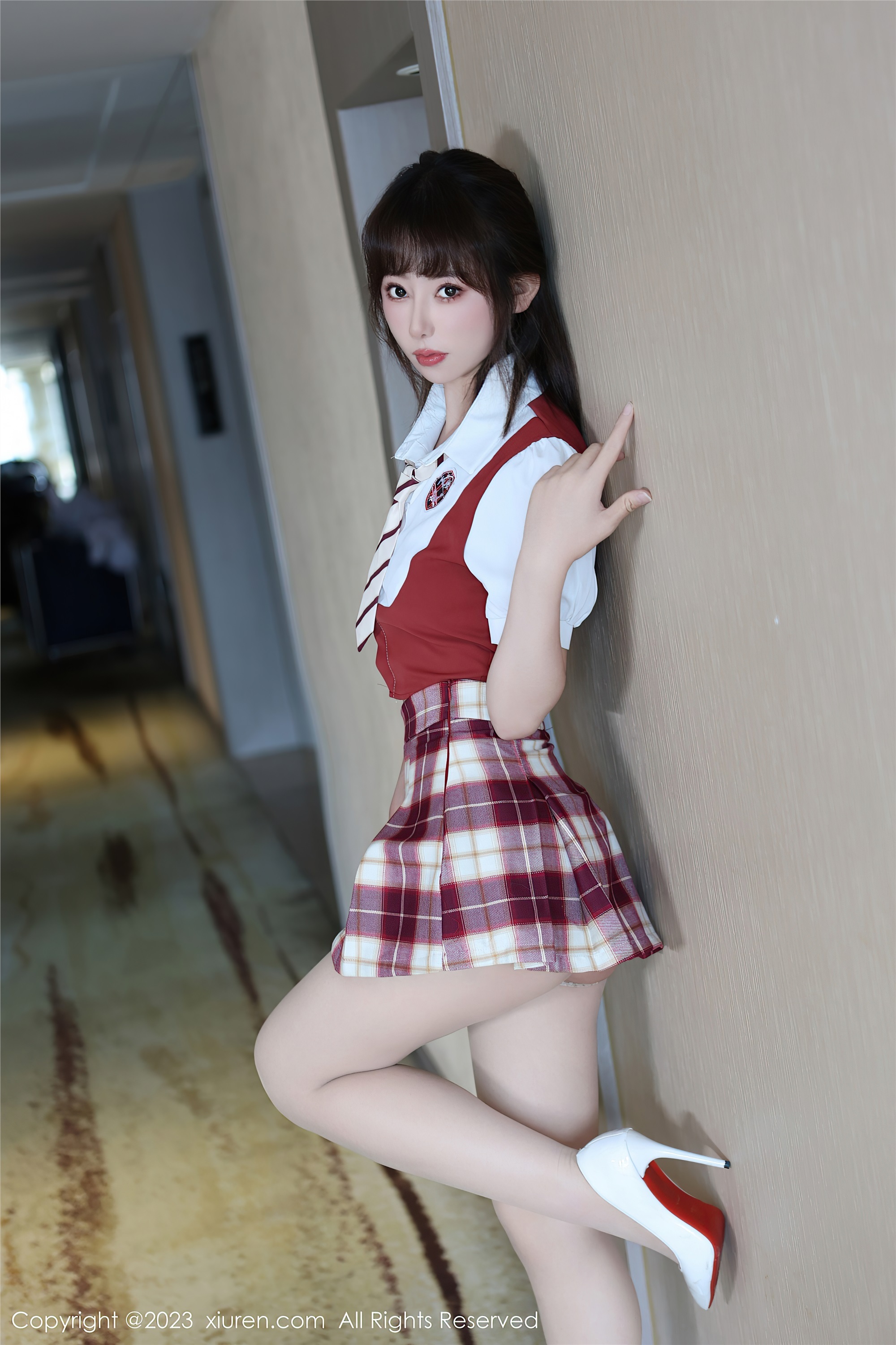 图片[9]-Xiuren秀人网期2023.12.22期N第7851期金tiao-套图网