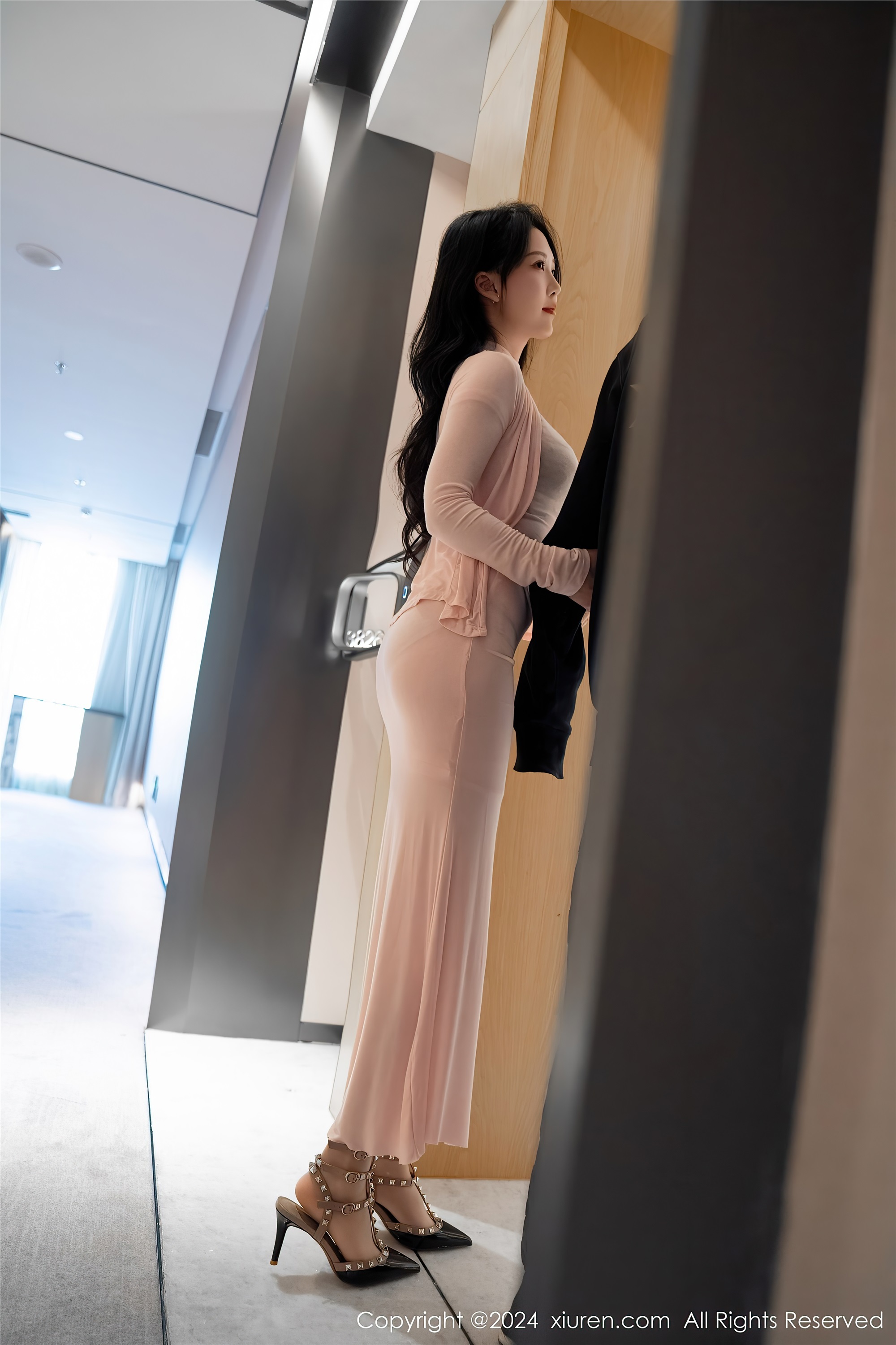 图片[7]-071.Xiuren秀人网期2024.01.11期N第7945期利世-套图网