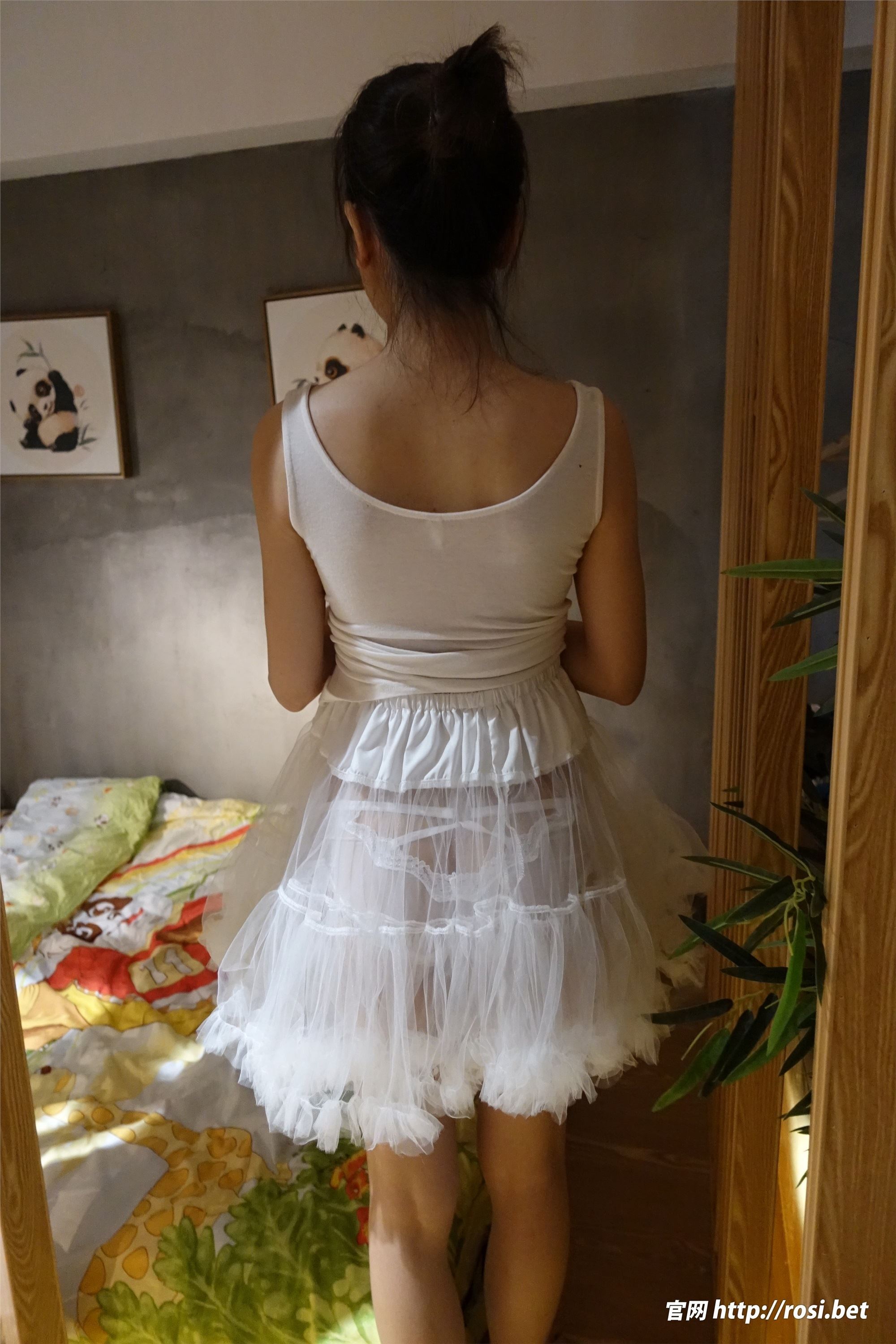 图片[4]-ROSI写真期2023.12.31期N第4409-秀人网