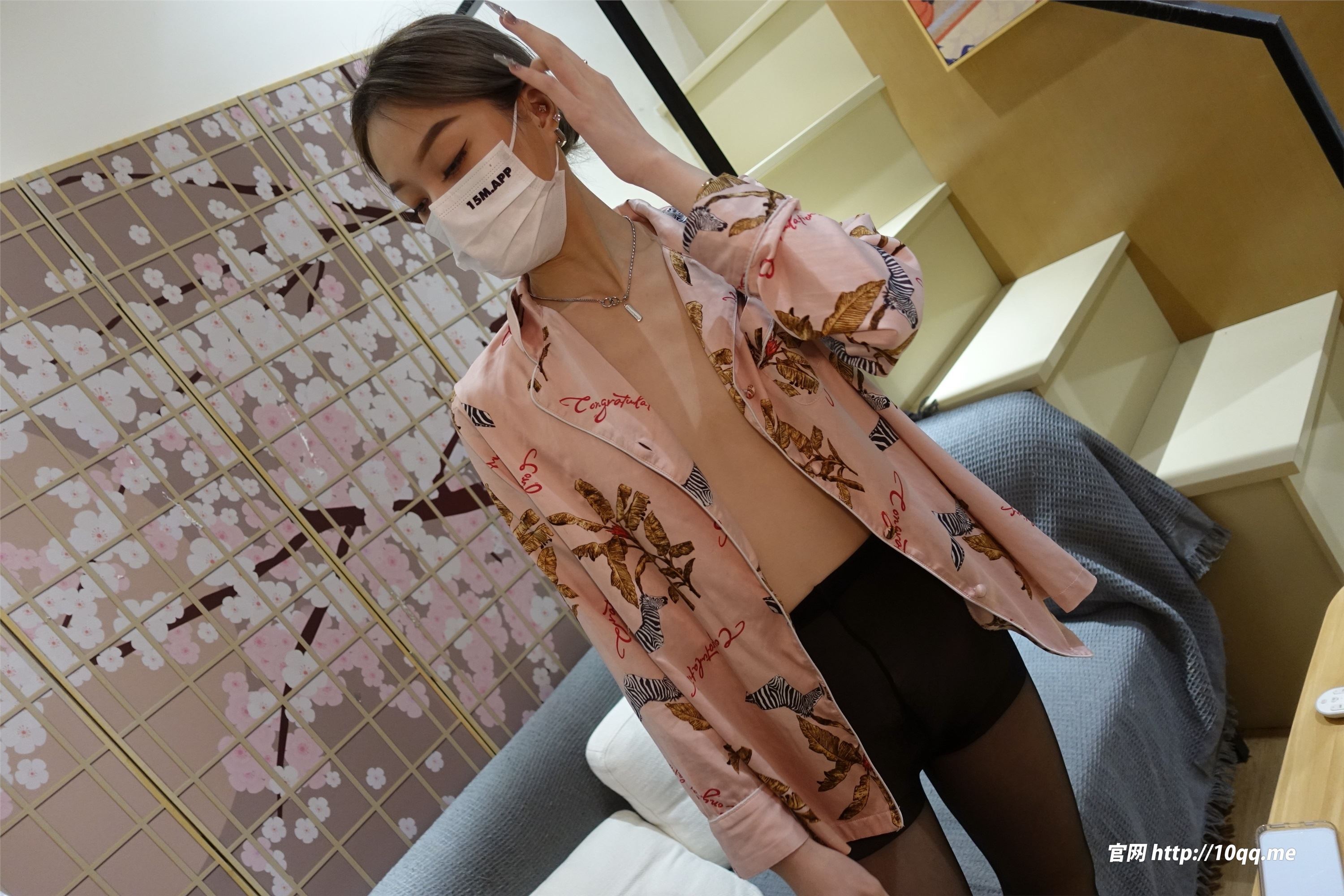 图片[2]-ROSI口罩系列期2023.11.01期N第2698-秀人网