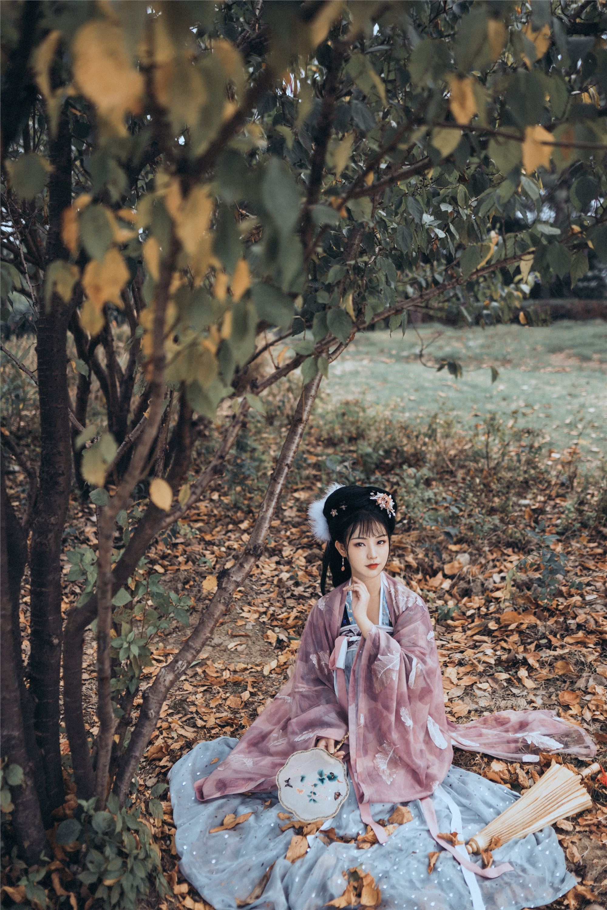 图片[4]-YITUYU艺图语期2021.09.04期幽人独自怜期Seven-秀人网