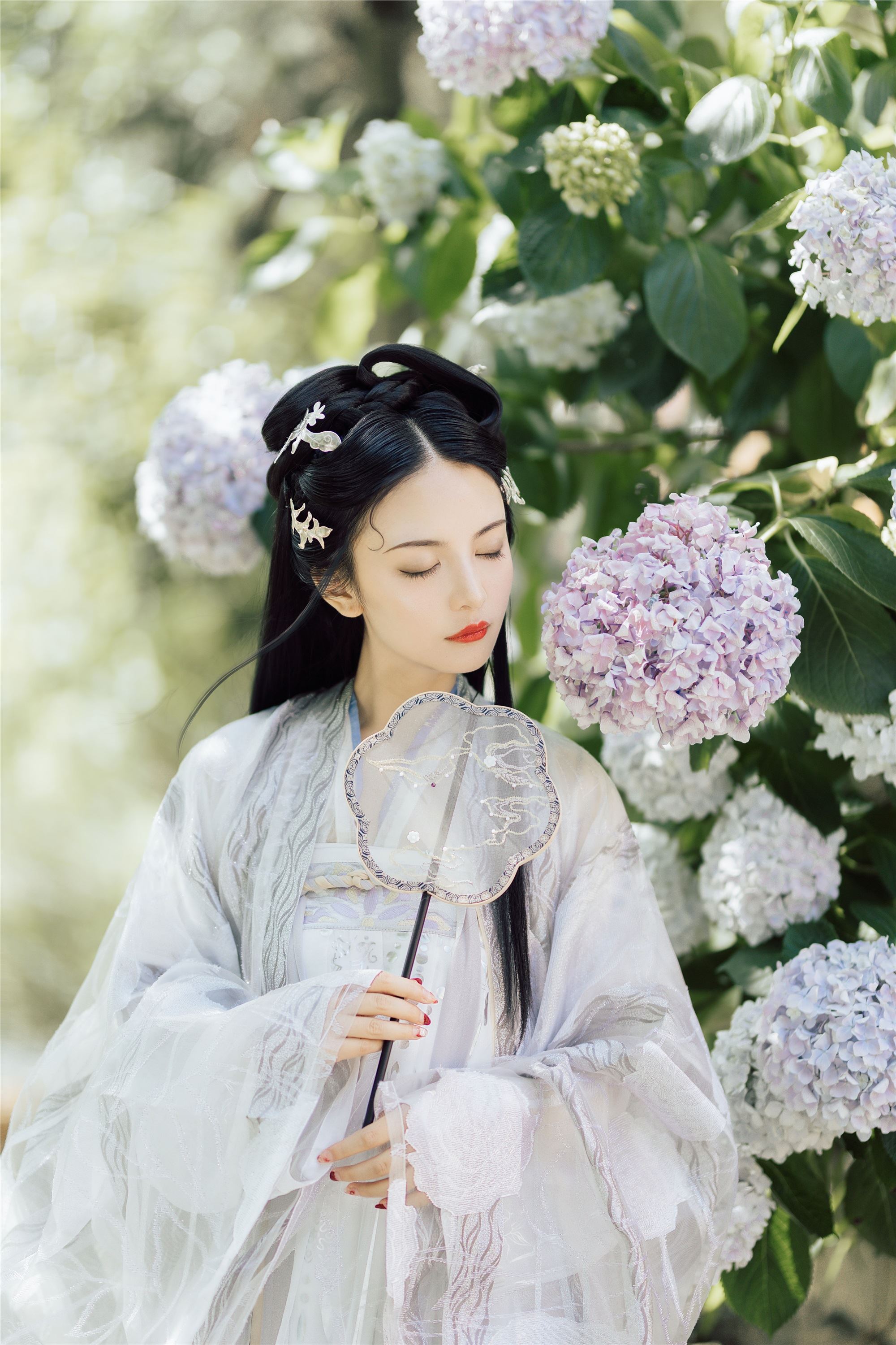 图片[3]-YITUYU艺图语期2021.09.06期无尽夏期胡莅雅-套图网