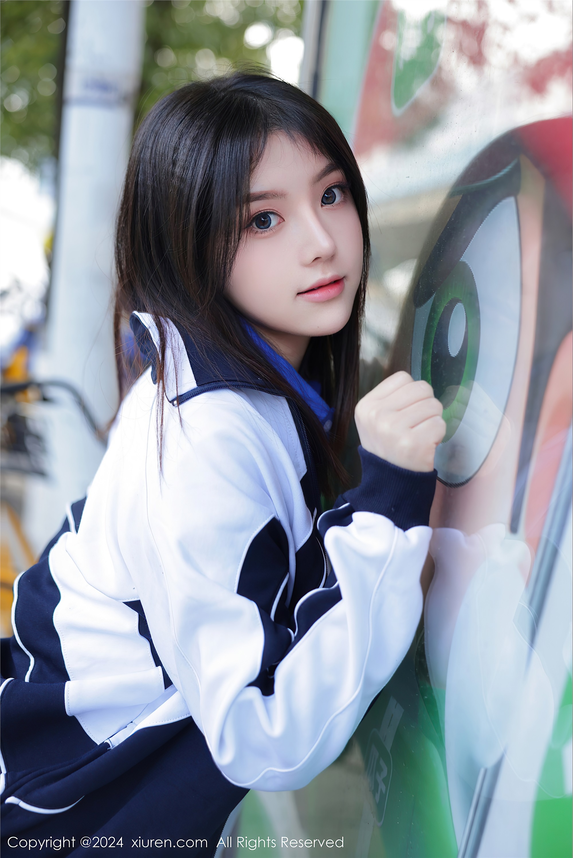 图片[2]-Xiuren秀人网期2024.01.19期N第7994期豆瓣酱-套图网