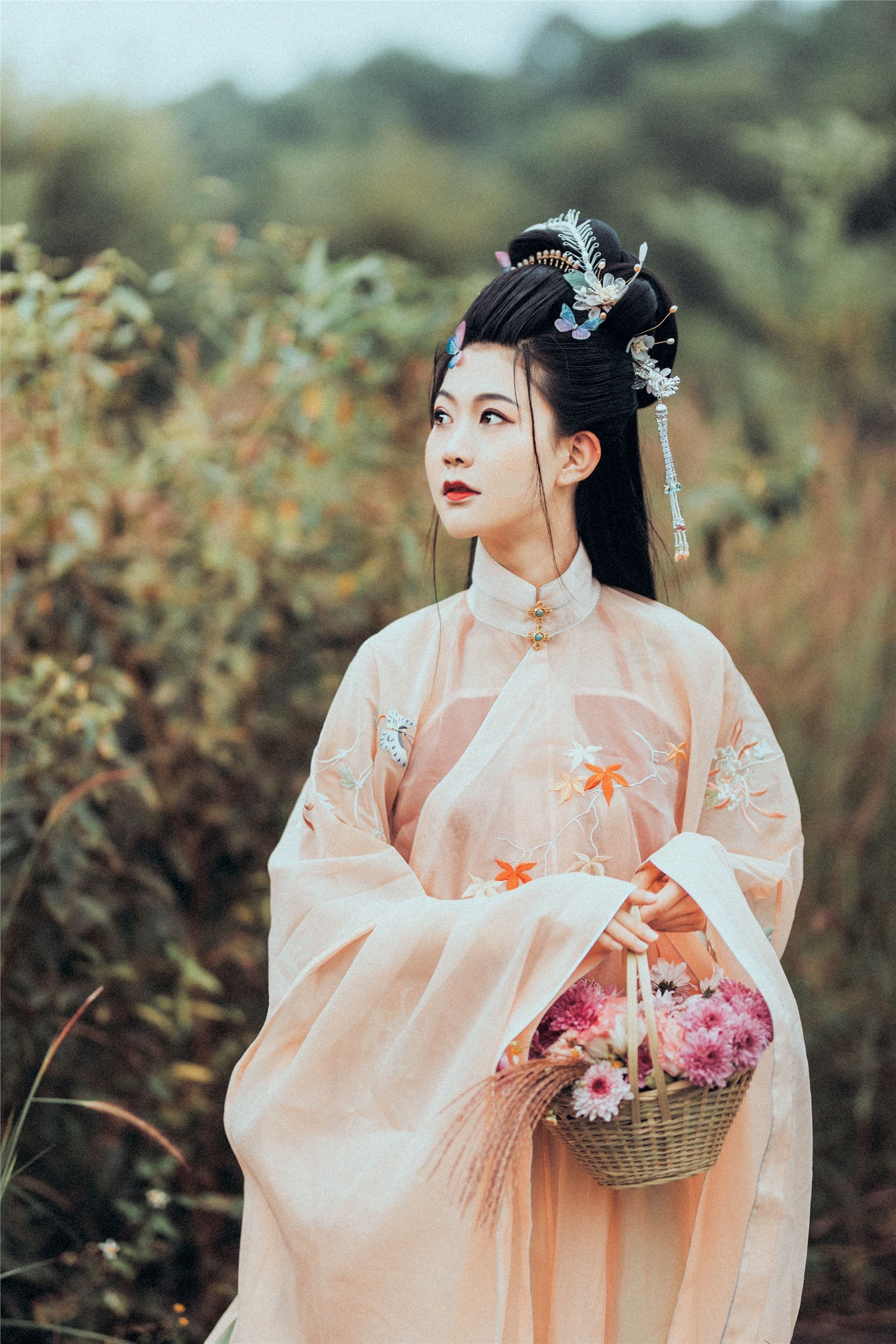 图片[4]-YITUYU艺图语期2021.09.07期撷芳晚期兔小白-秀人网