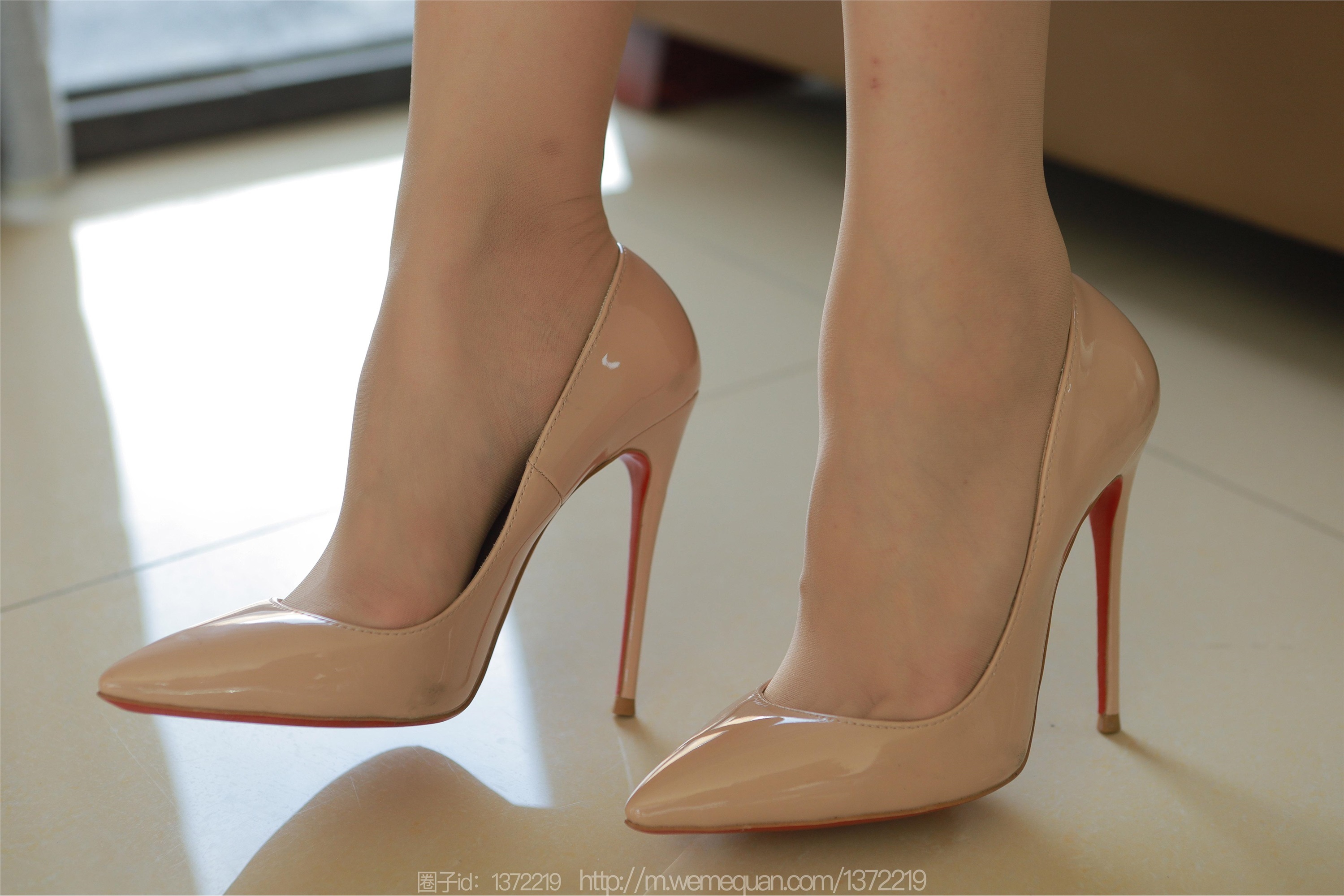 图片[2]-IESS异思趣向期期2023.07.17期丝享家期1482期小婕《可爱白月光》-秀人网