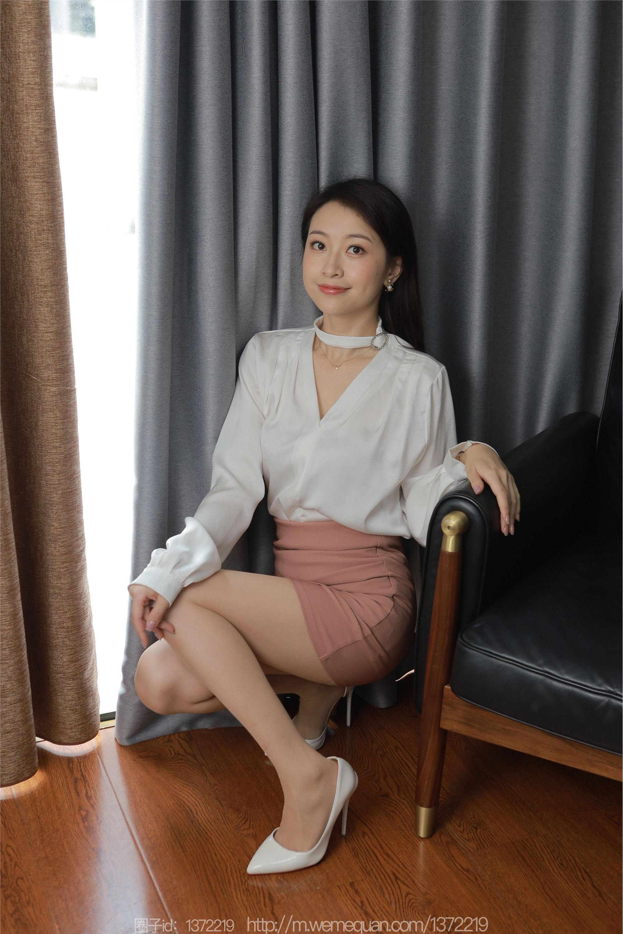 IESS异思趣向期期2023.07.25期丝享家期1489期小婕《粉色的温柔》-套图网