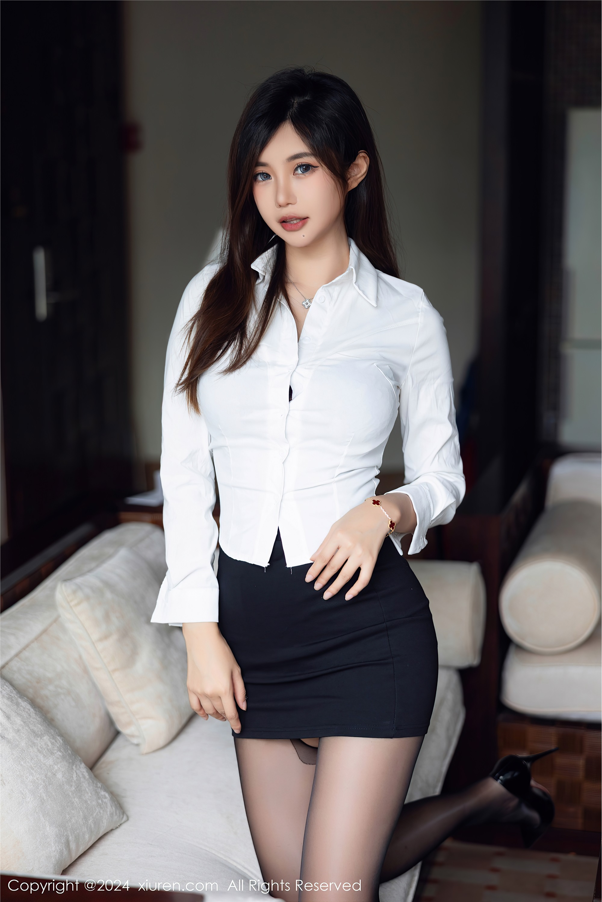 图片[9]-Xiuren秀人网期2024.02.02期N第8053期绮里嘉ula-秀人网