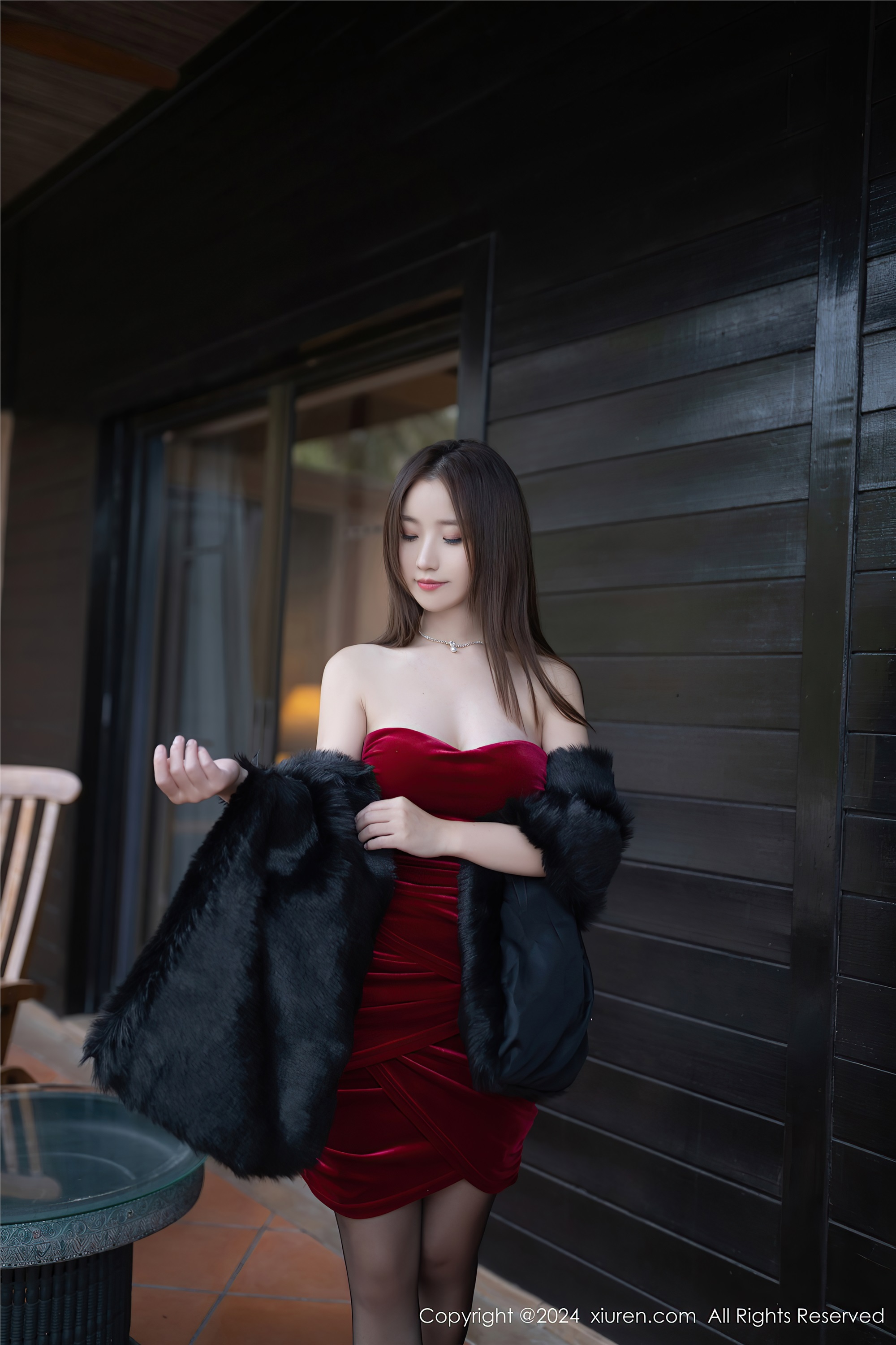 图片[3]-Xiuren秀人网期2024.02.06期N第8077期杏子Yada-套图网