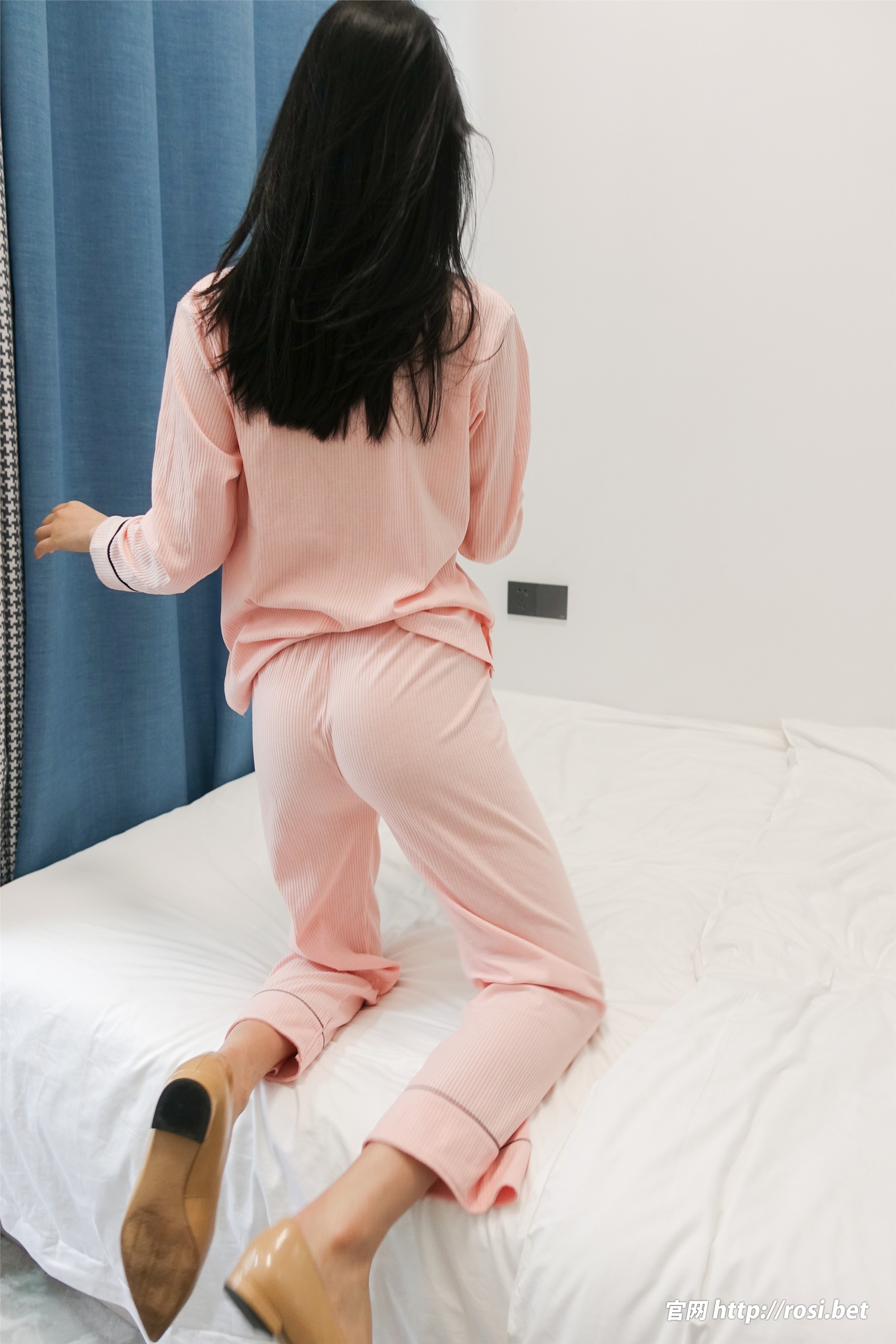 图片[7]-ROSI写真期2024.02.25期N第4465-秀人网