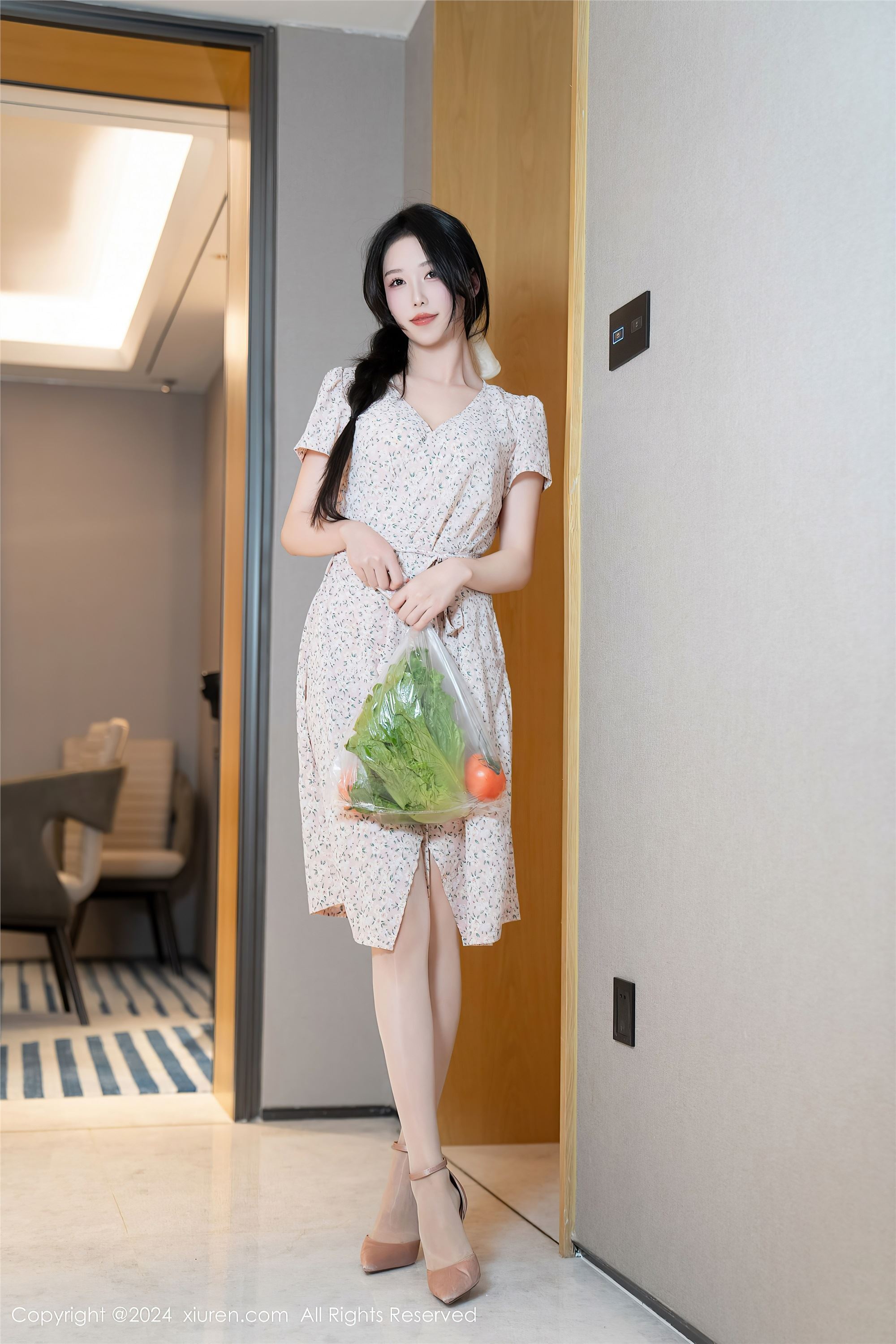 Xiuren秀人网期2024.02.22期N第8130期利世-秀人网