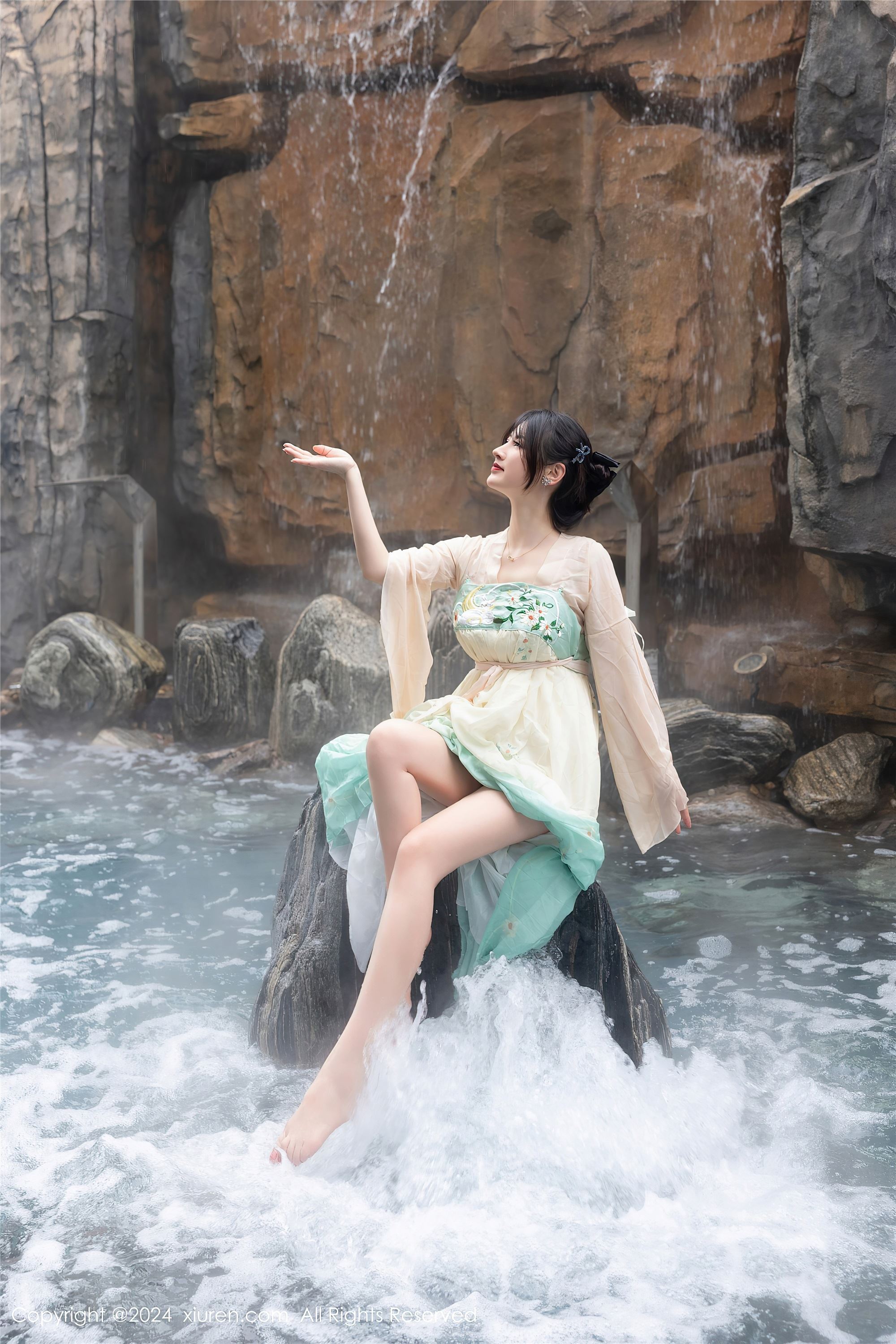 图片[5]-Xiuren秀人网期2024.02.22期N第8128期诗诗kiki-秀人网