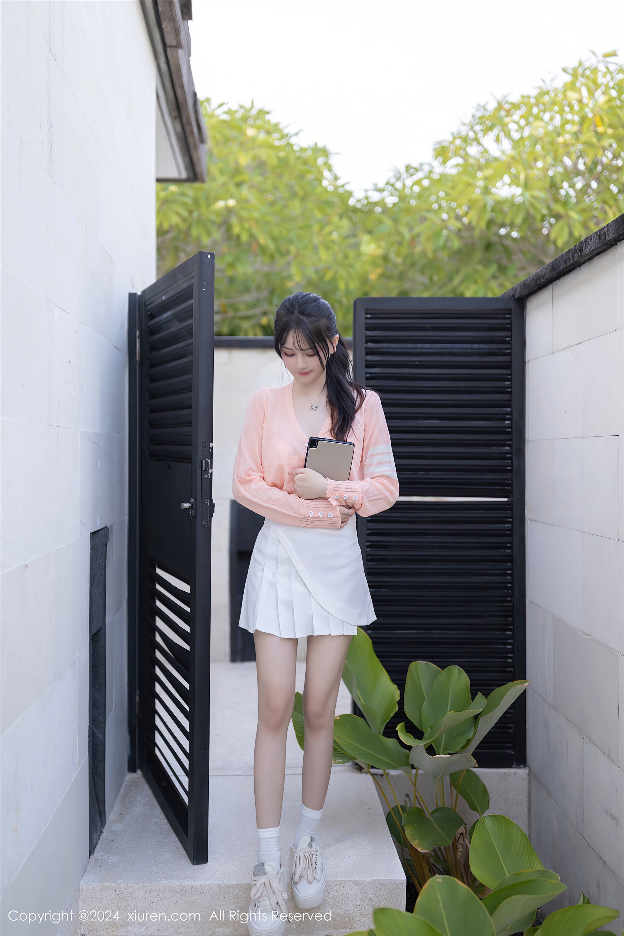 图片[2]-Xiuren秀人网期2024.02.23期N第8138期幼幼-秀人网