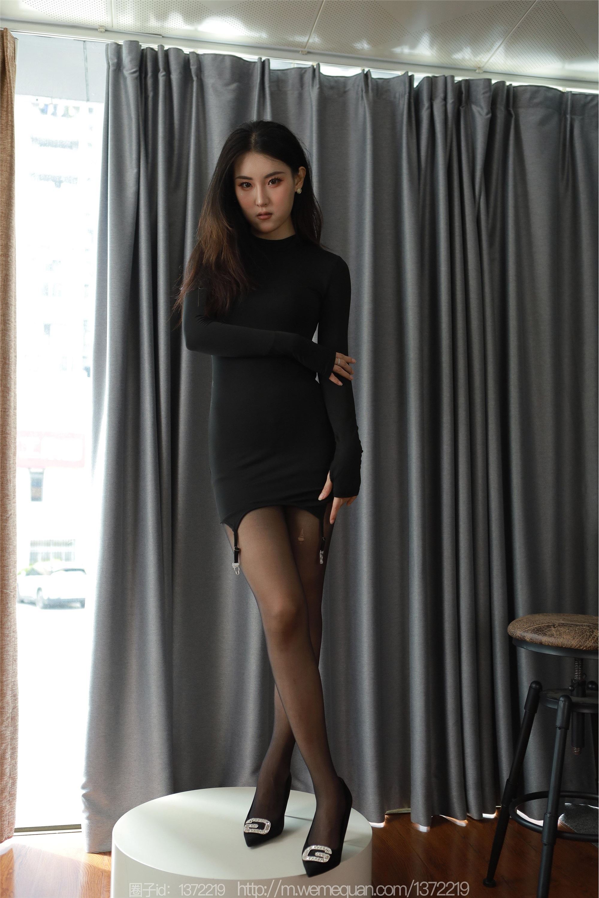 图片[73]-IESS异思趣向期期2023.09.13期丝享家期1532期小宝《黑色吊带袜》-蕾丝猫