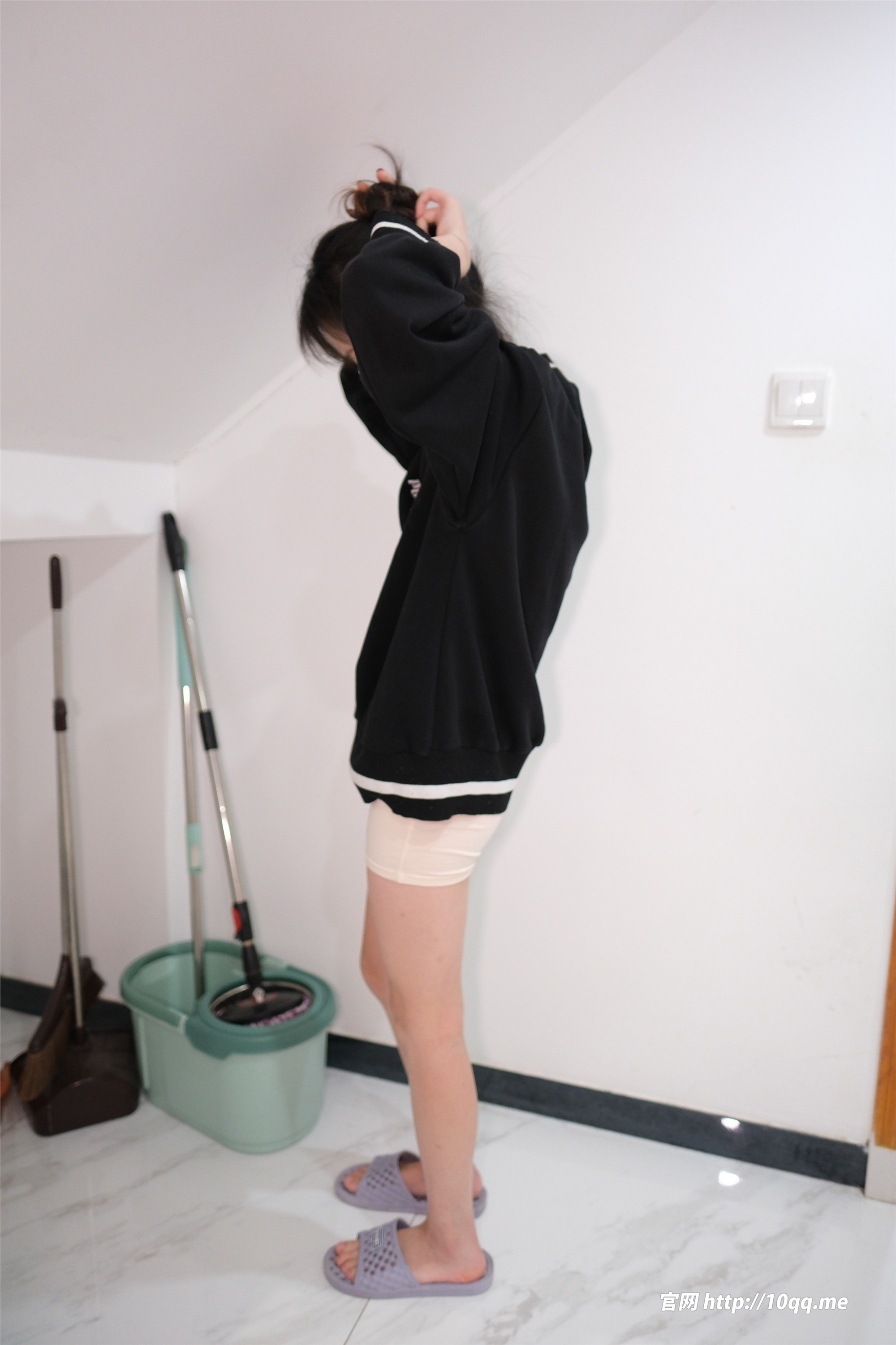 图片[2]-ROSI口罩系列期2024.01.26期N第2784-秀人网