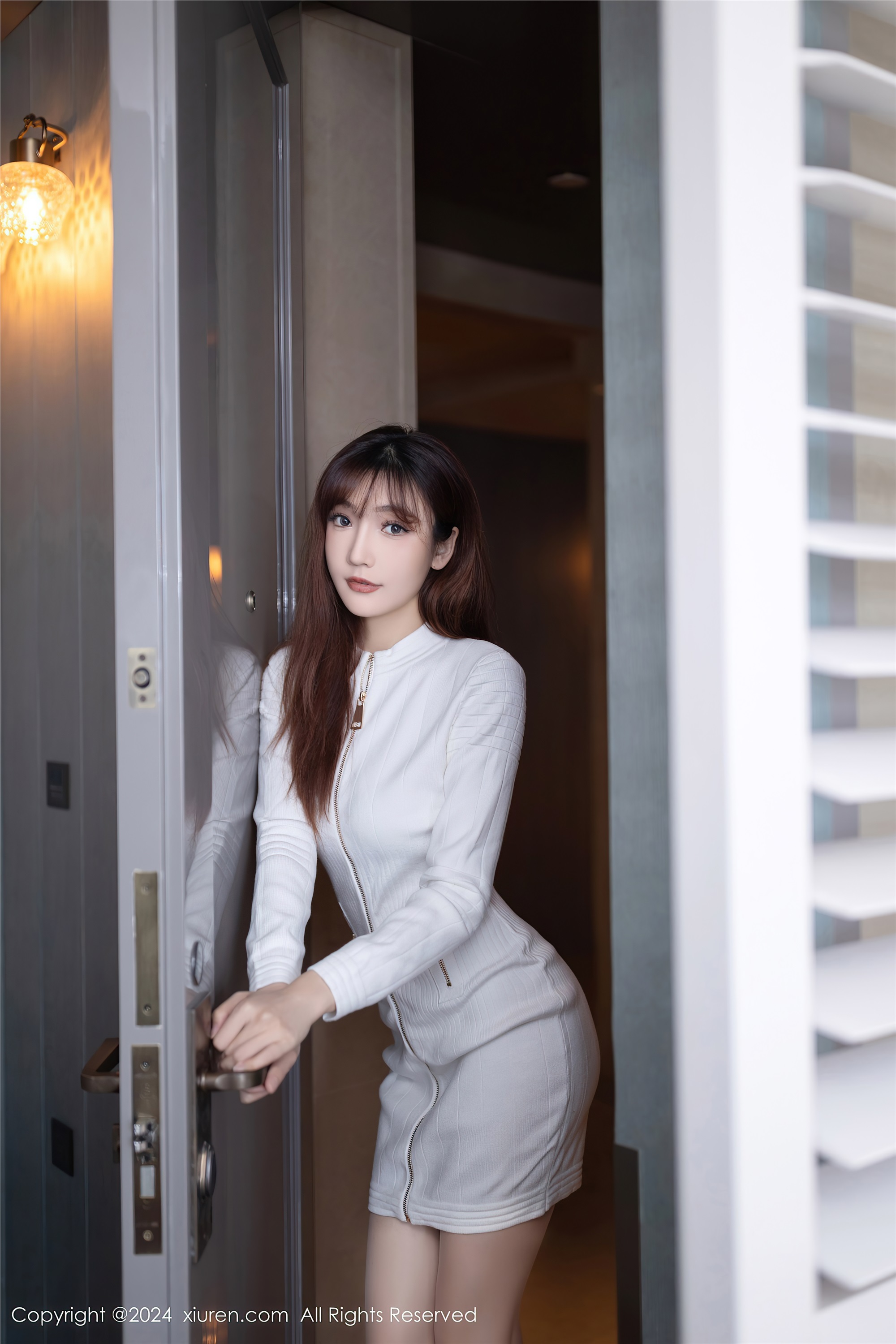 图片[2]-Xiuren秀人网期2024.03.14期N第8233期陆萱萱-秀人网