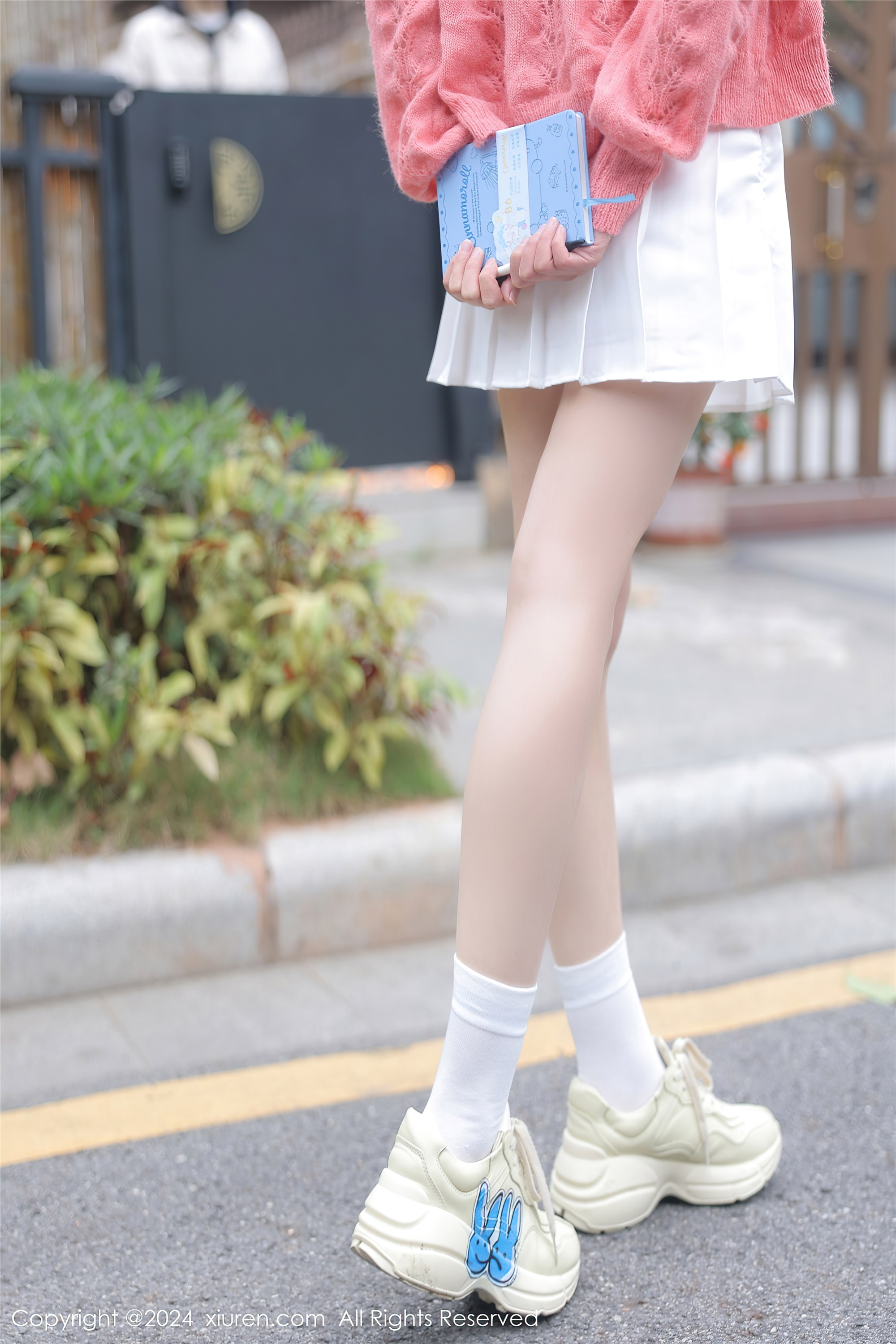 图片[3]-Xiuren秀人网期2024.03.15期N第8241期桃妖夭-套图网