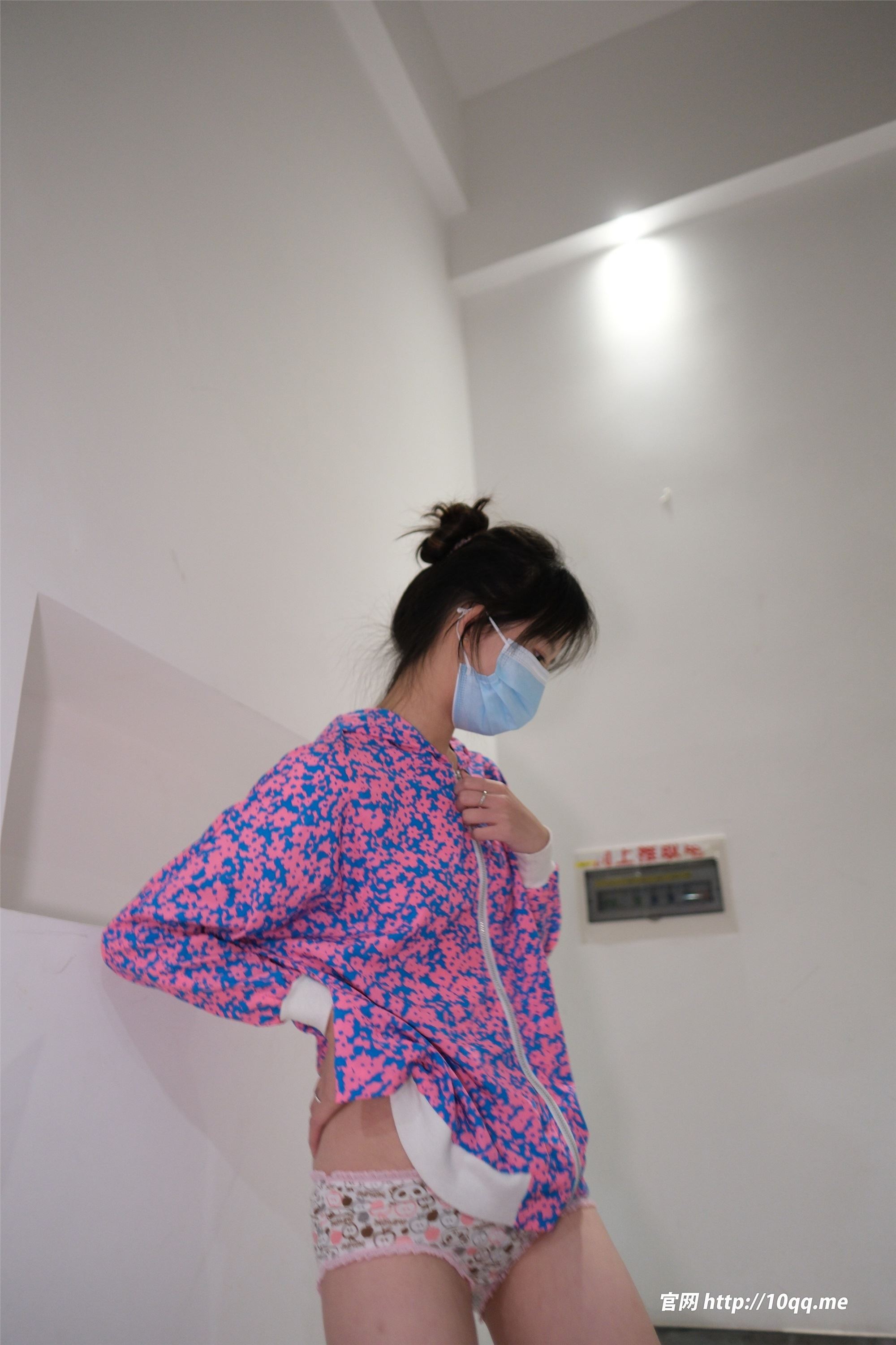 图片[3]-ROSI口罩系列期2024.02.11期N第2800-秀人网