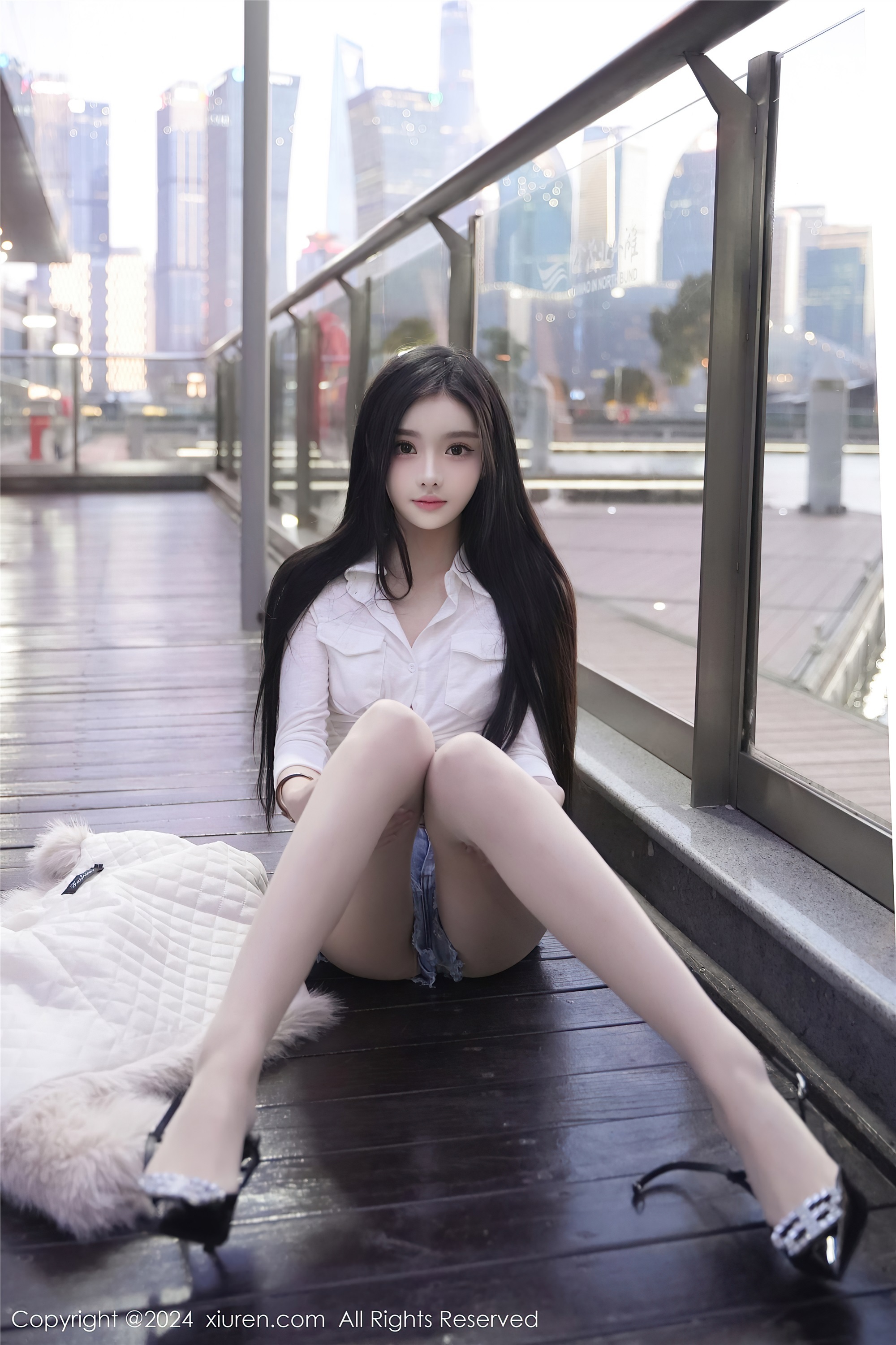 Xiuren秀人网期2024.03.20期N第8261期龙雪儿-秀人网