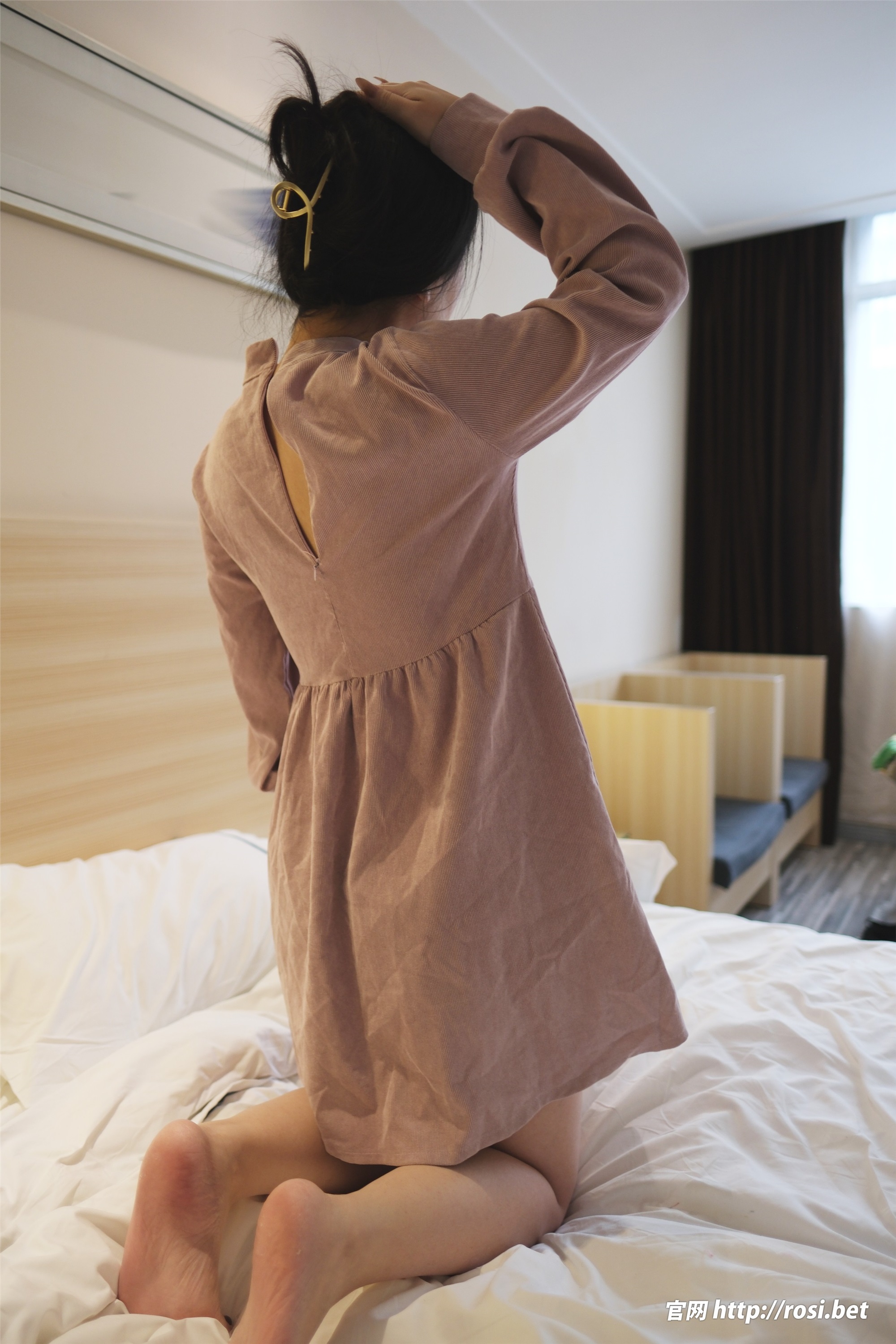 图片[4]-ROSI写真期2024.04.27期N第4527-秀人网