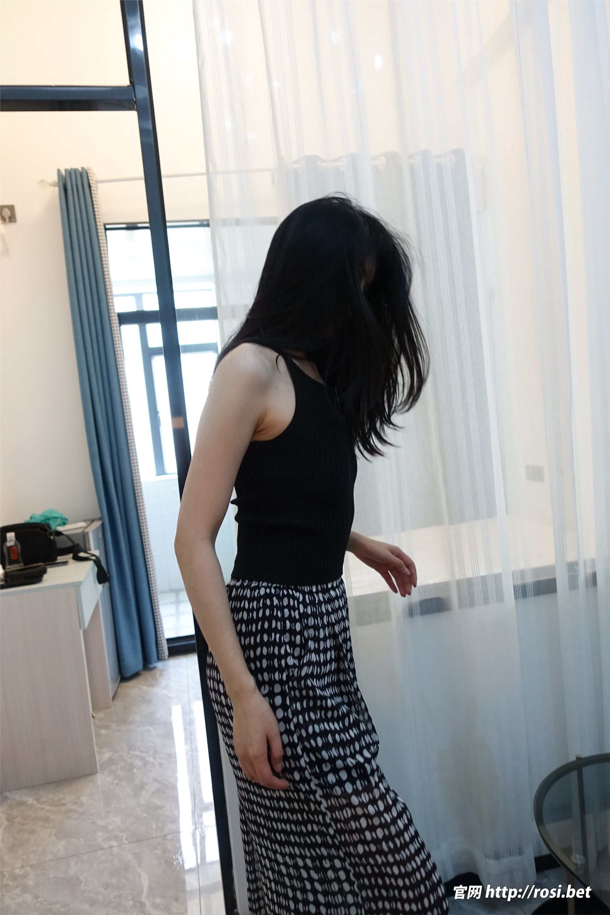 ROSI写真期2024.04.30期N第4530-套图网