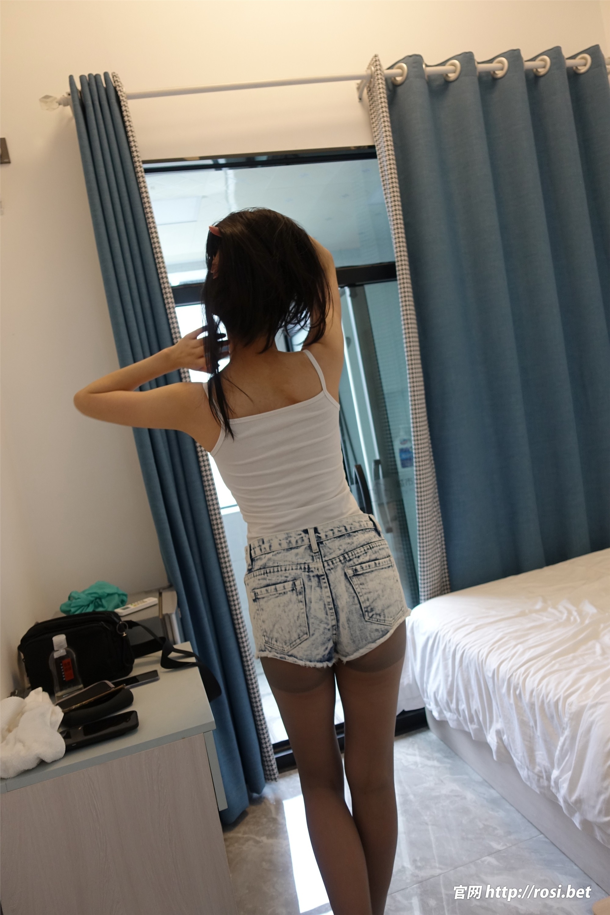 ROSI写真期2024.05.01期N第4531-秀人网