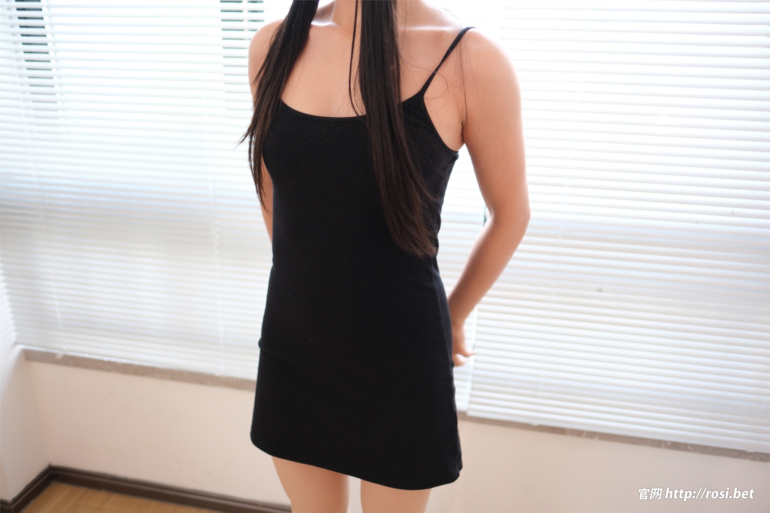 图片[2]-ROSI写真期2024.05.08期N第4538-套图网