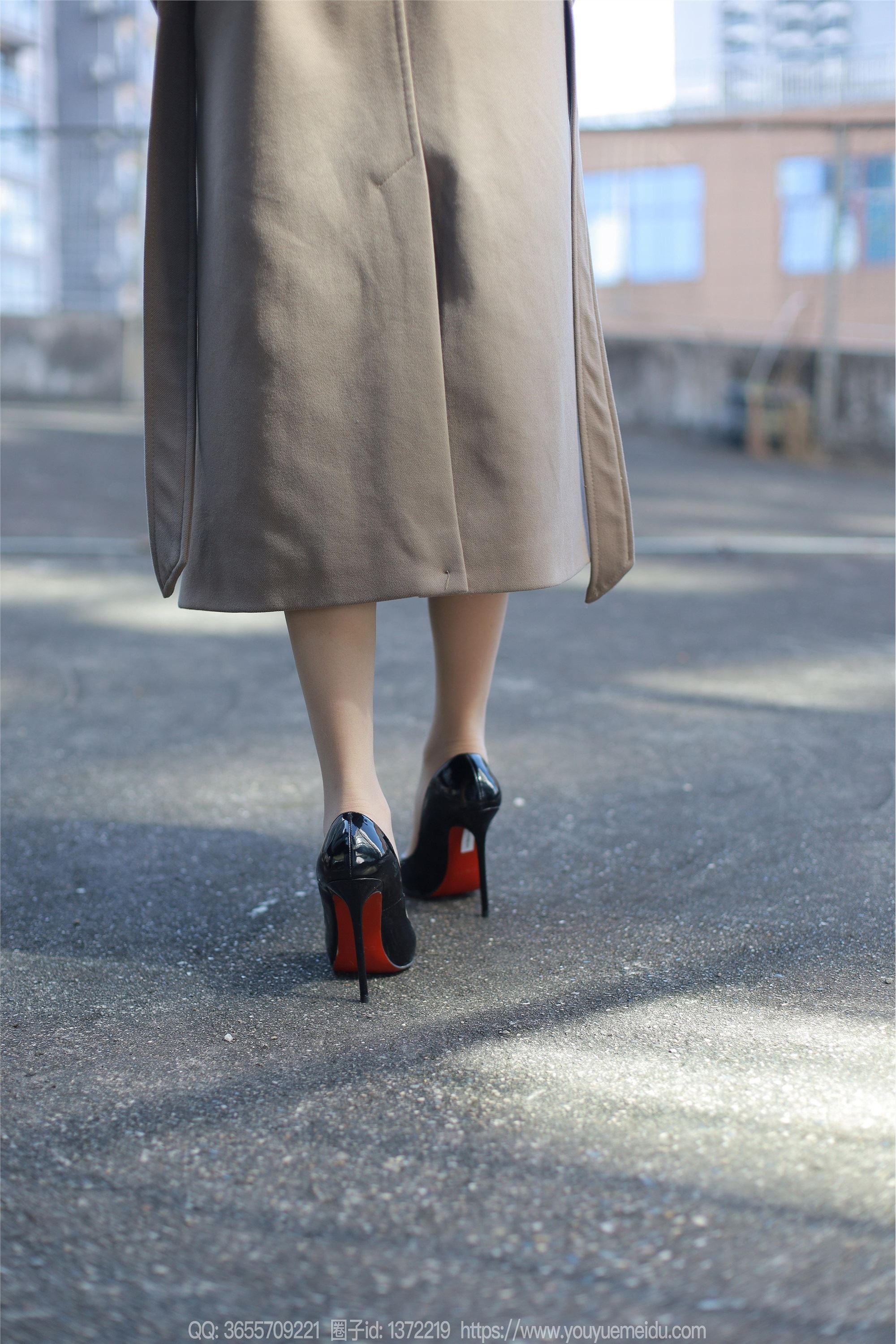 图片[3]-IESS异思趣向期期2023.11.19期丝享家期1589期美子《风衣的季节》-套图网