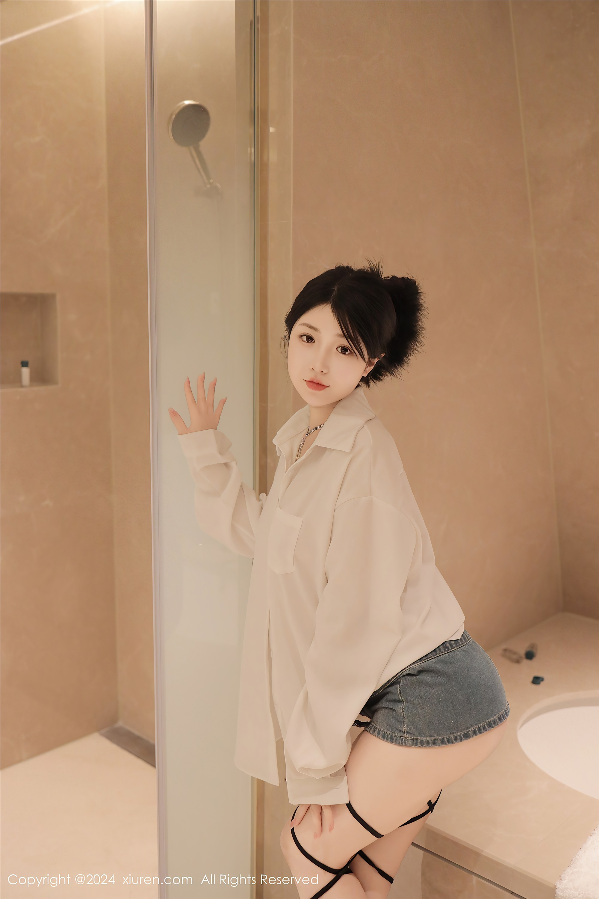 图片[8]-Xiuren秀人网期2024.04.16期N第8400期陈小花-秀人网