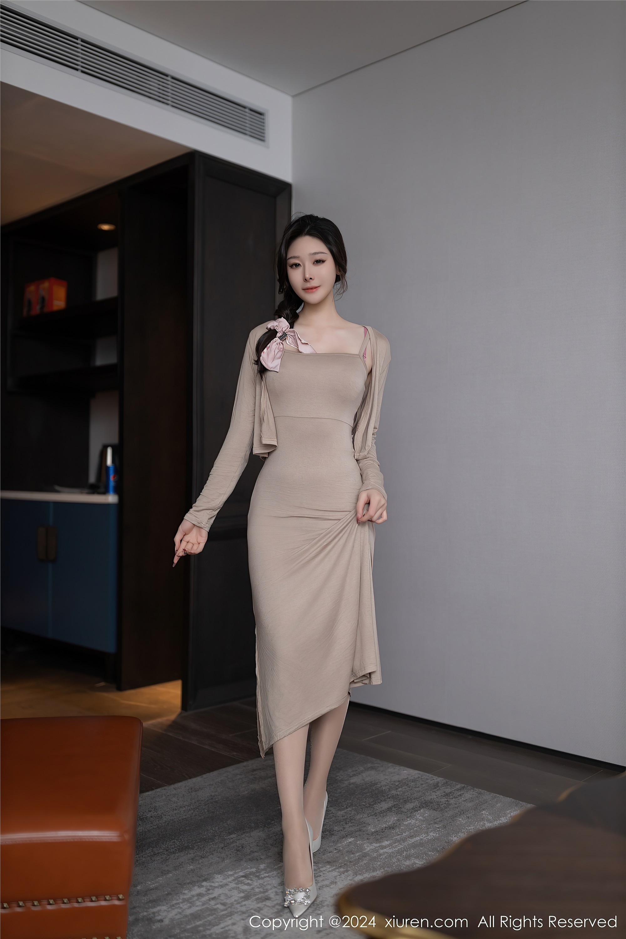 图片[5]-Xiuren秀人网期2024.04.18期N第8417期小逗逗-套图网