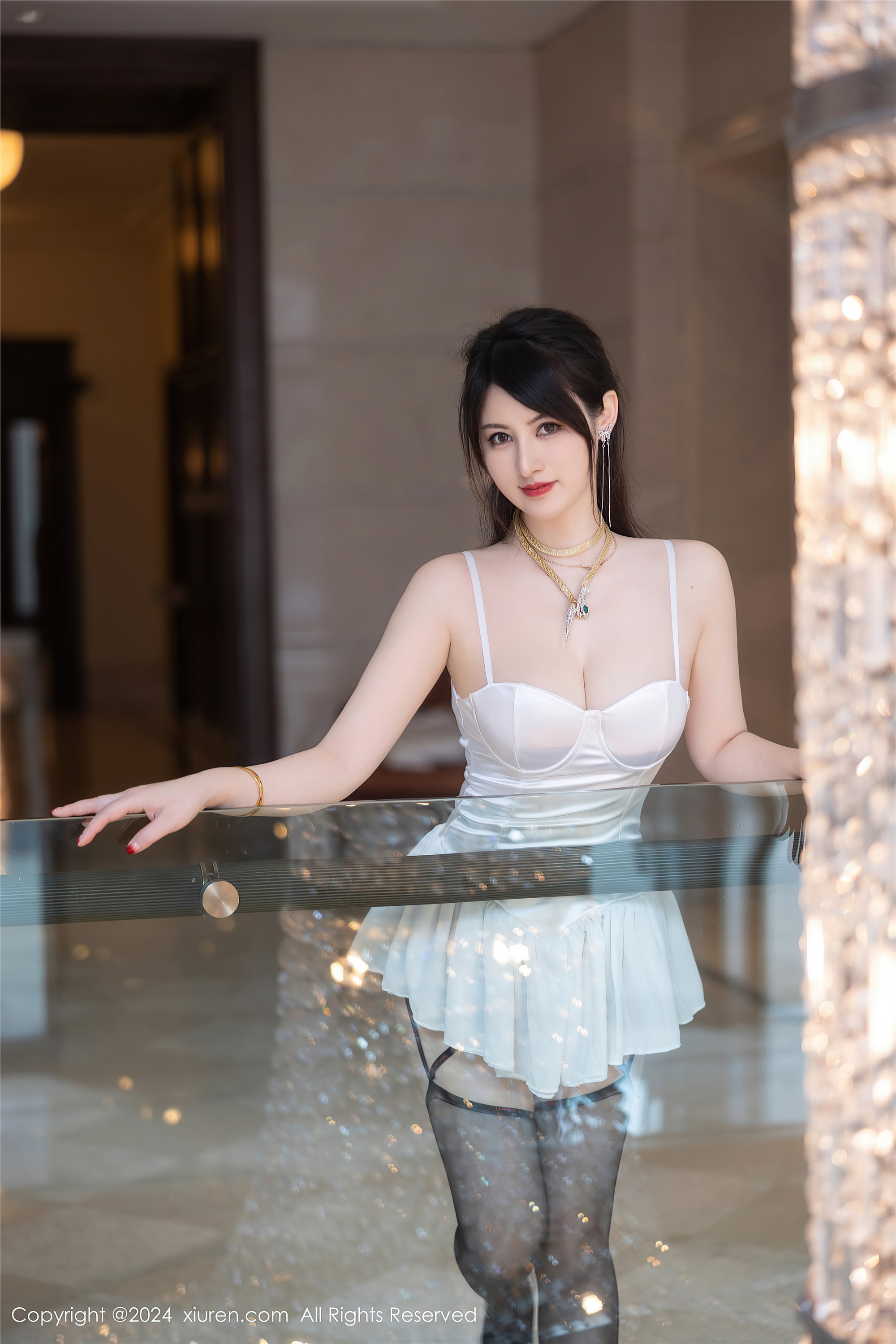 图片[8]-Xiuren秀人网期2024.04.23期N第8436期诗诗kiki-套图网