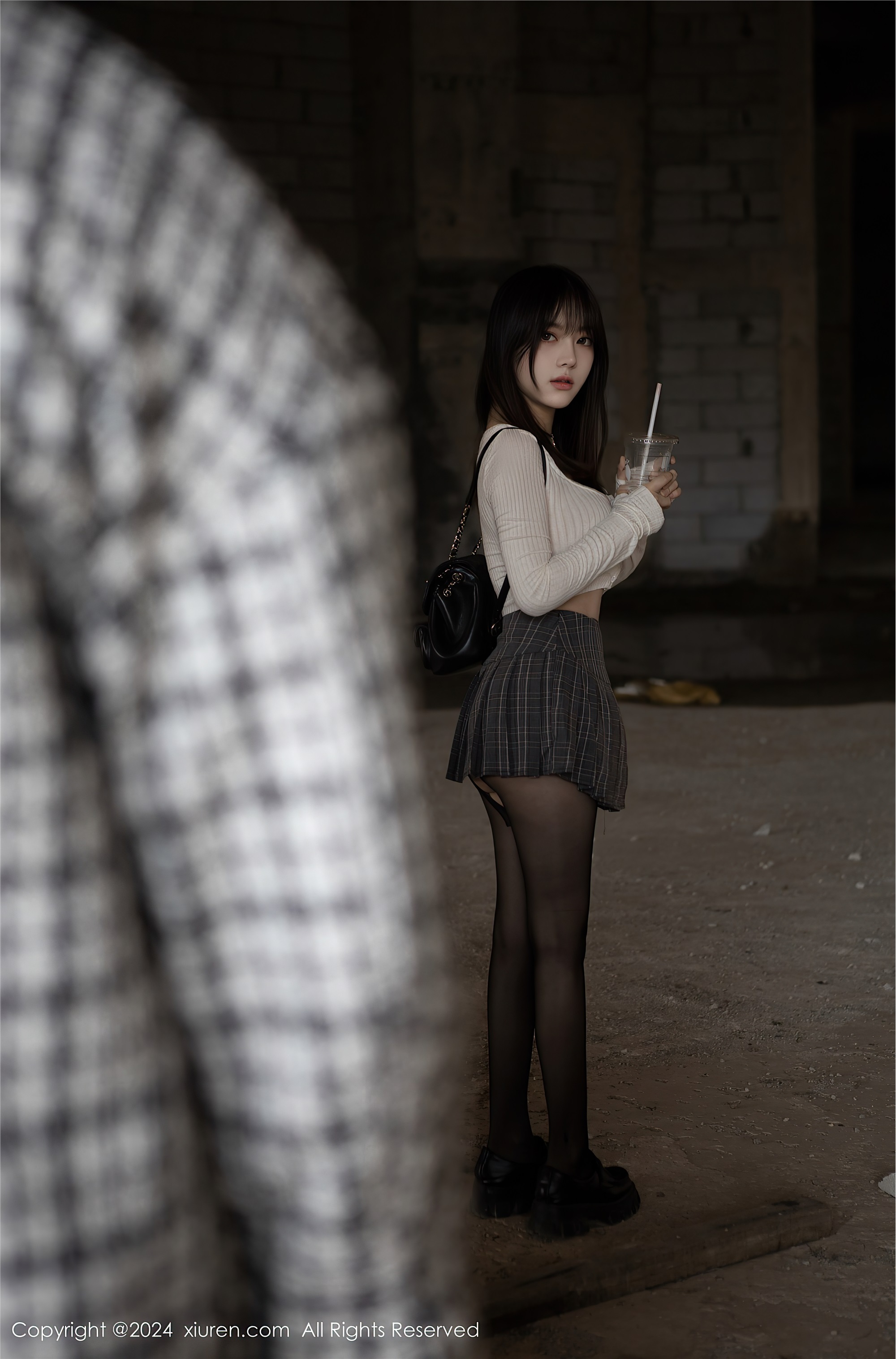 图片[4]-Xiuren秀人网期2024.04.23期N第8439期豆瓣酱-套图网