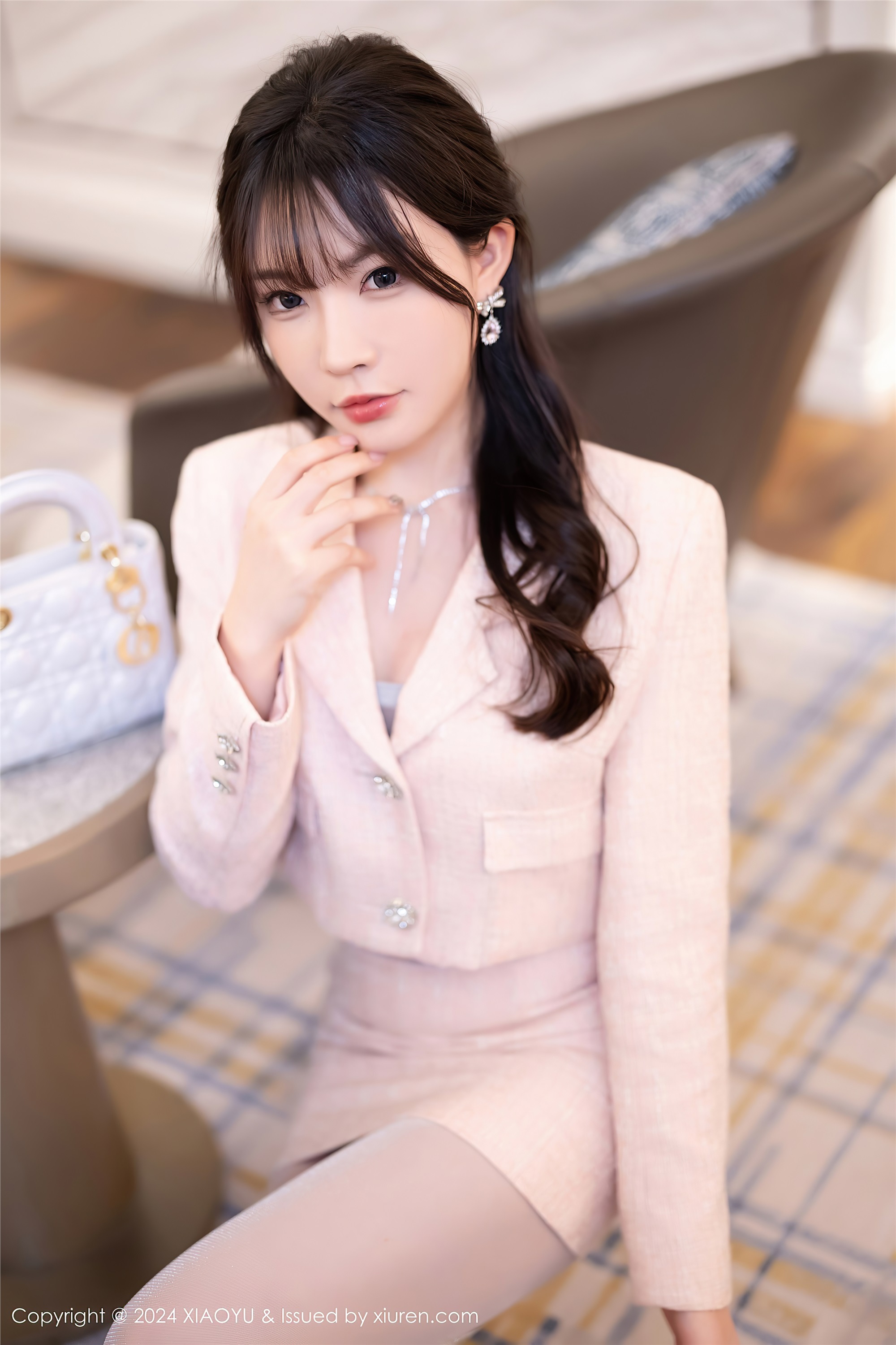 图片[7]-XIAOYU语画界期2024.04.17期VOL.1236期徐莉芝Booty-秀人网