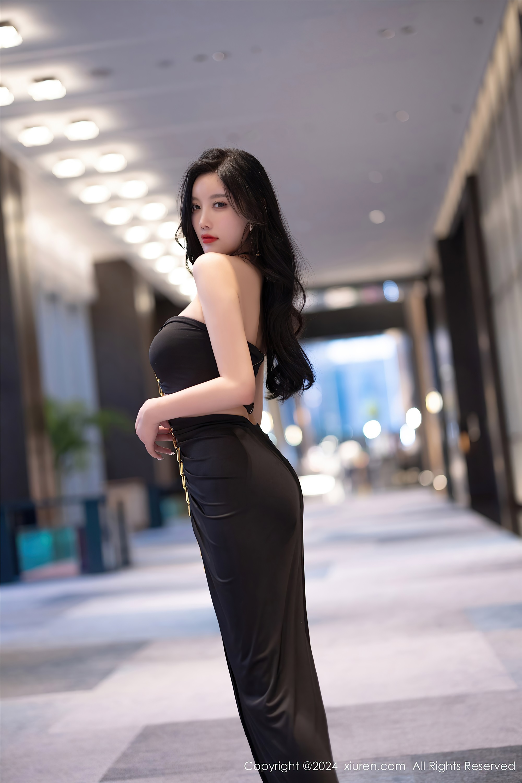 图片[2]-Xiuren秀人网期2024.04.30期N第8484期杨晨晨Yome-套图网