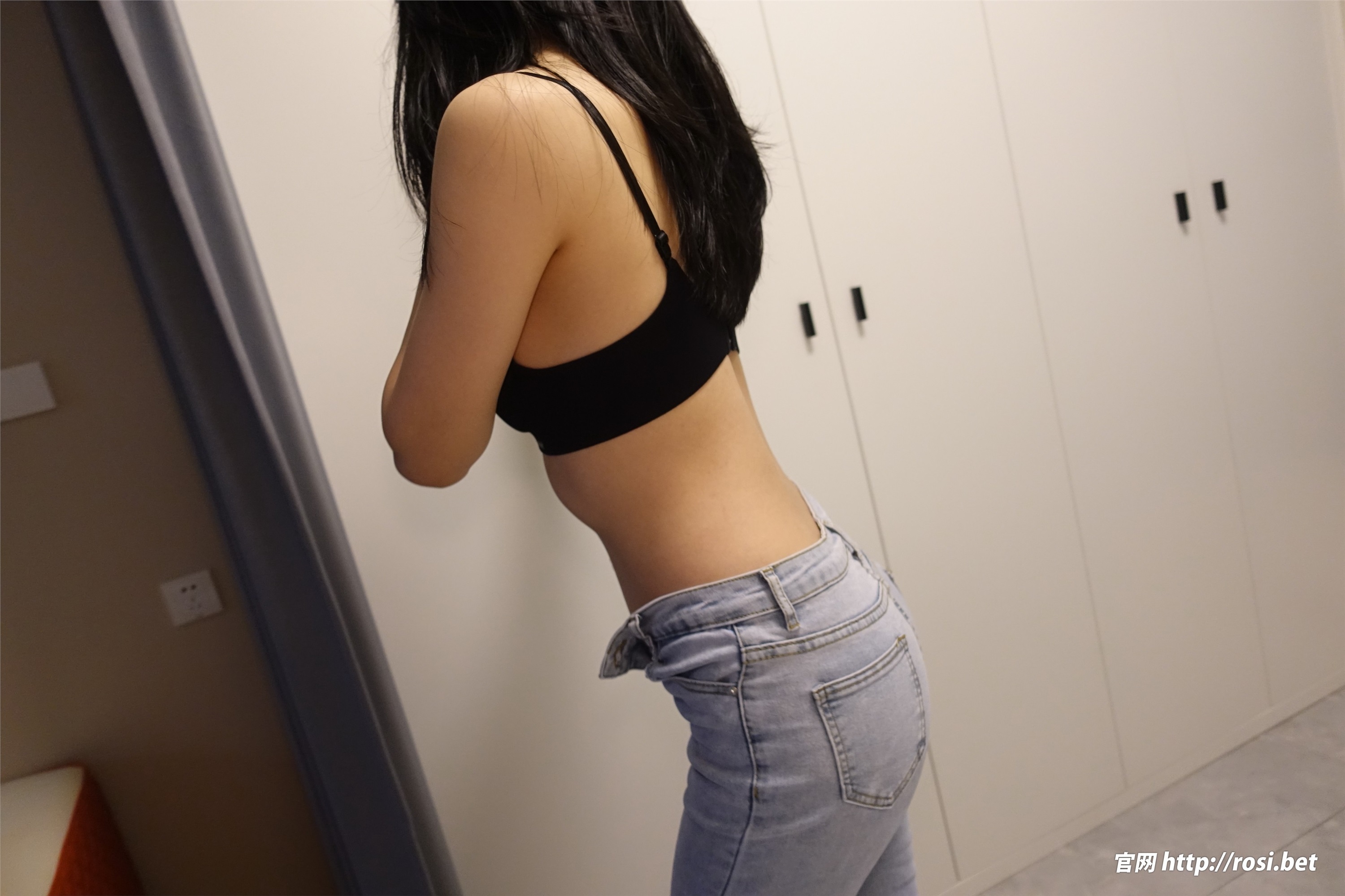 图片[3]-ROSI写真期2024.06.13期N第4574-秀人网