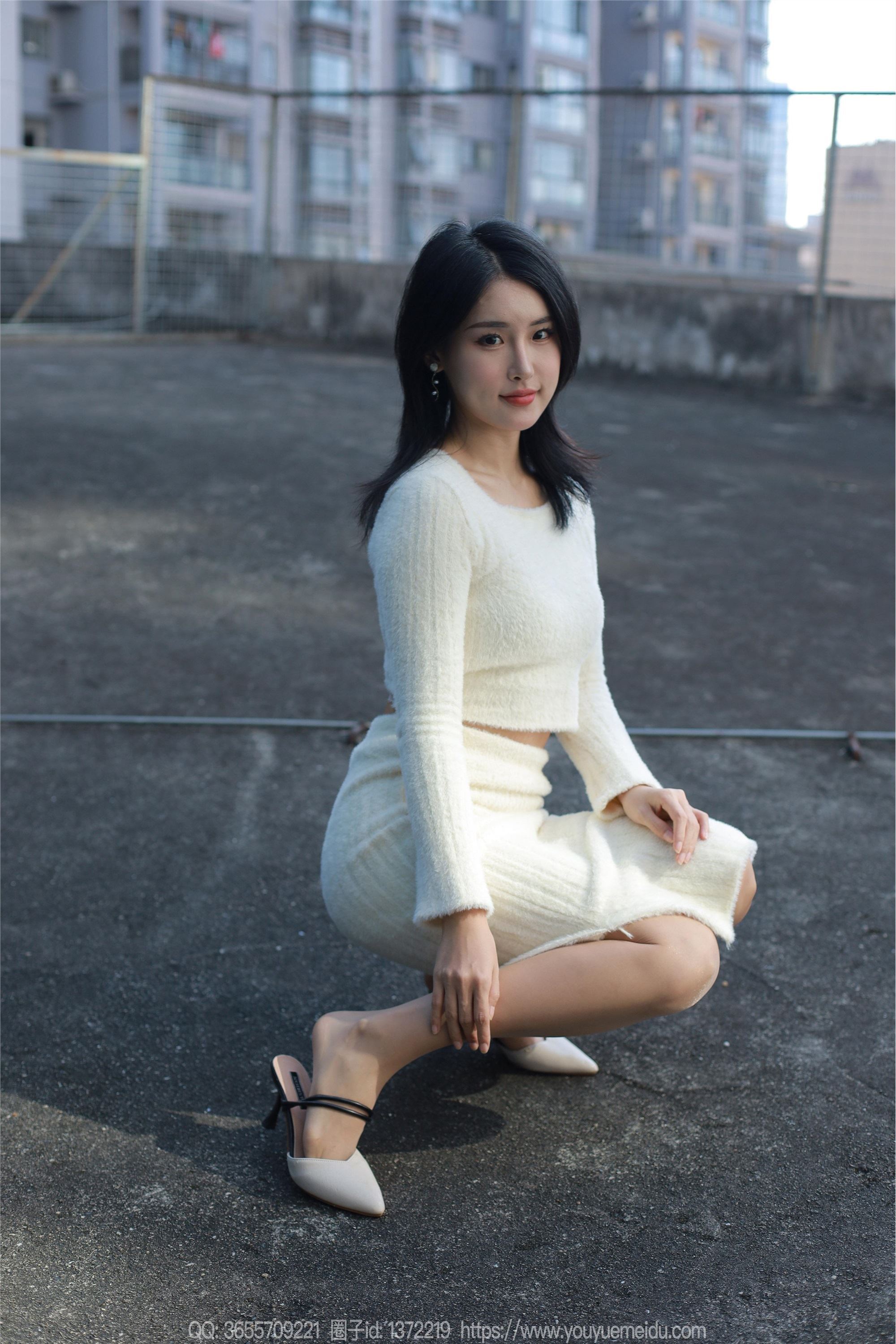 图片[3]-IESS异思趣向期期2023.12.13期丝享家期1610期小宝《雪白的毛衣》-套图网