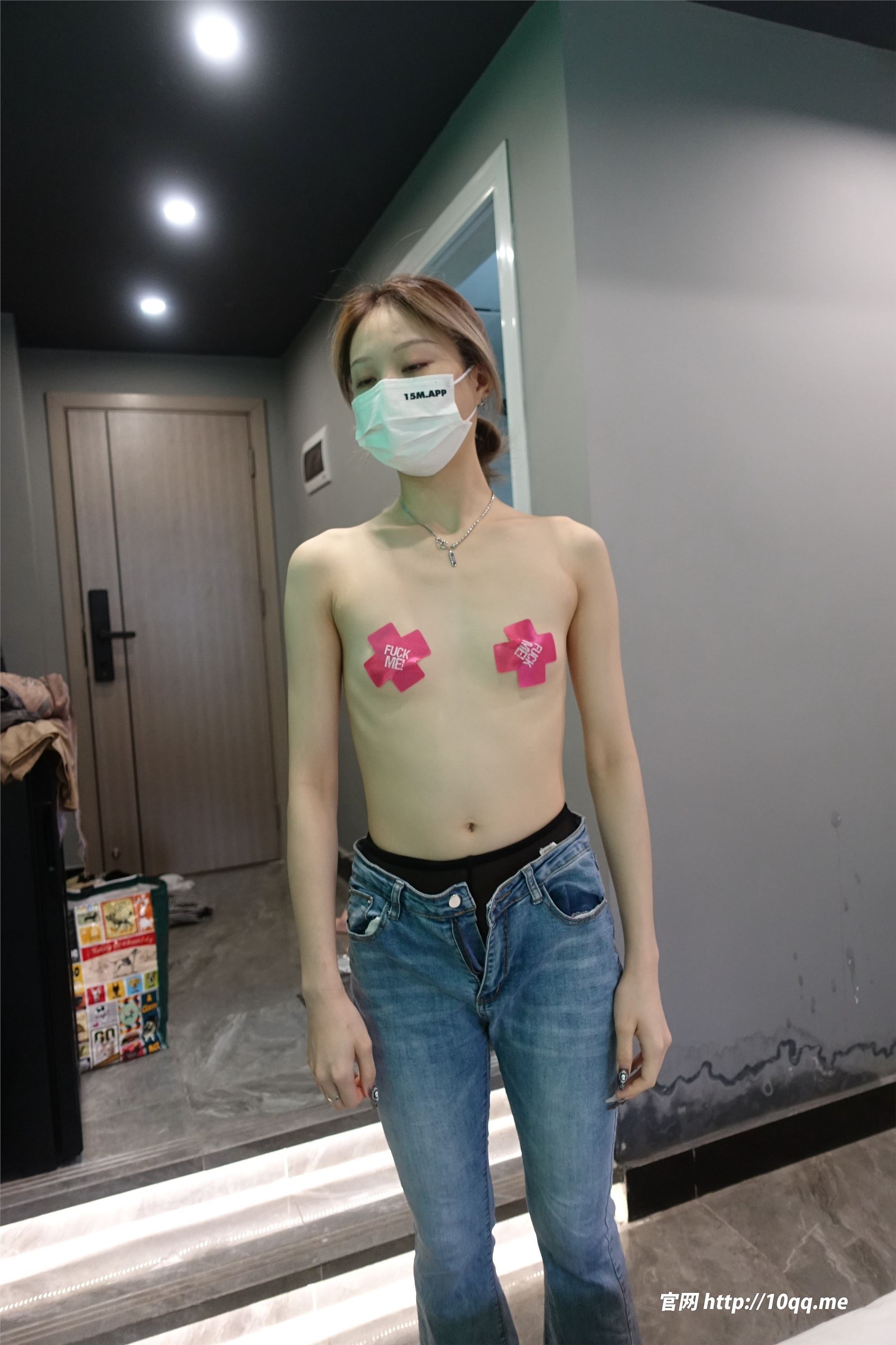 图片[2]-ROSI口罩系列期2024.05.10期N第2889-秀人网