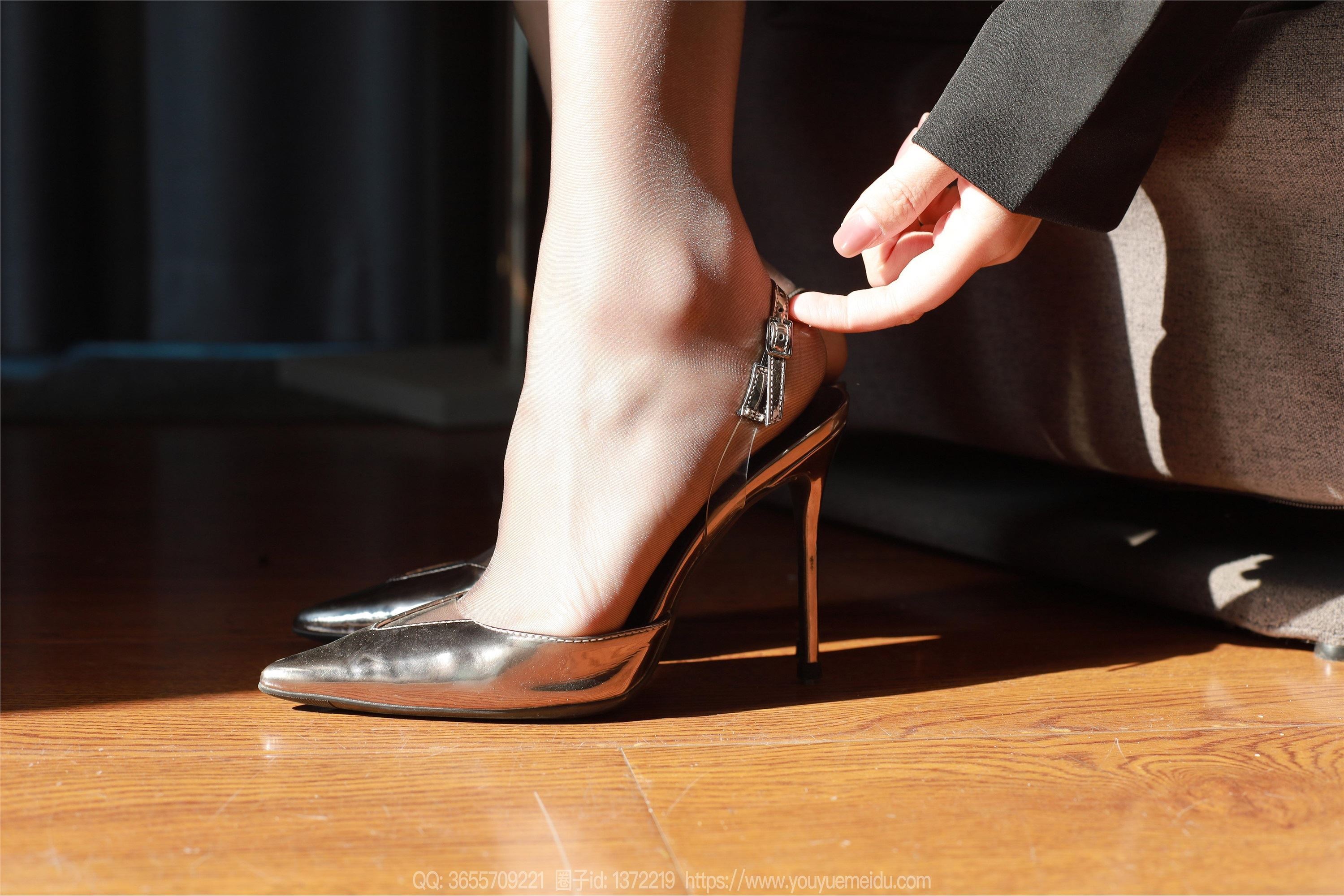 图片[9]-IESS异思趣向期期2023.12.22期丝享家期1618期小婕《阳光灿烂》-秀人网