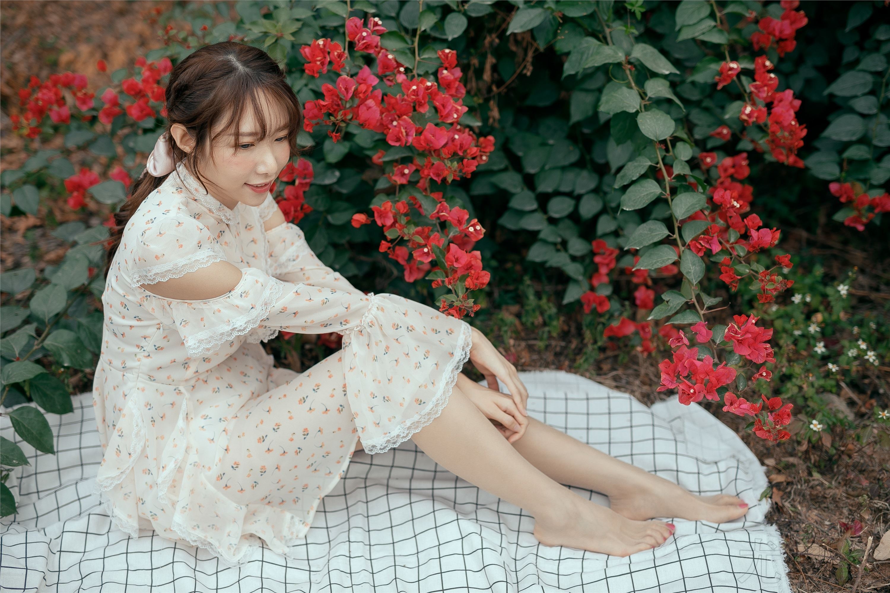 尤蜜丝期穿搭写真期N第041-秀人网