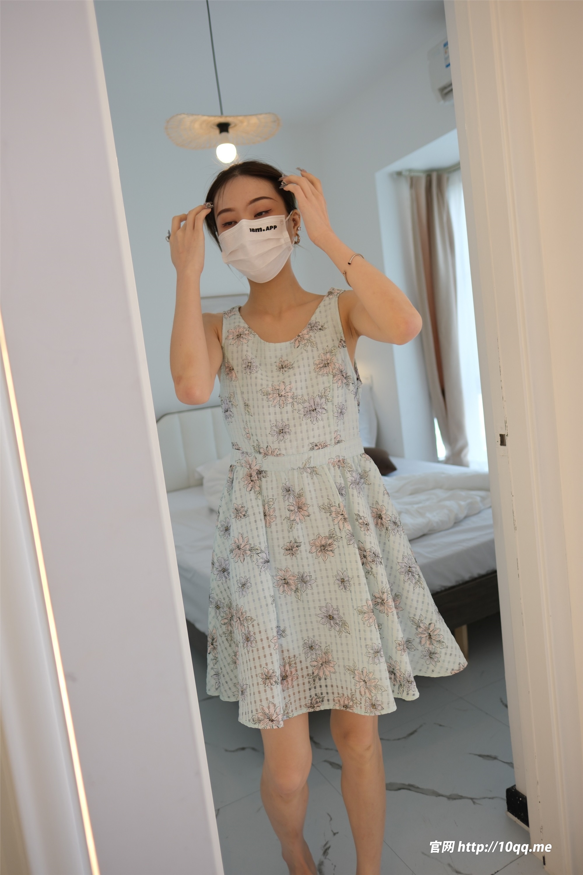 图片[2]-ROSI口罩系列期2024.06.07期N第2917-秀人网