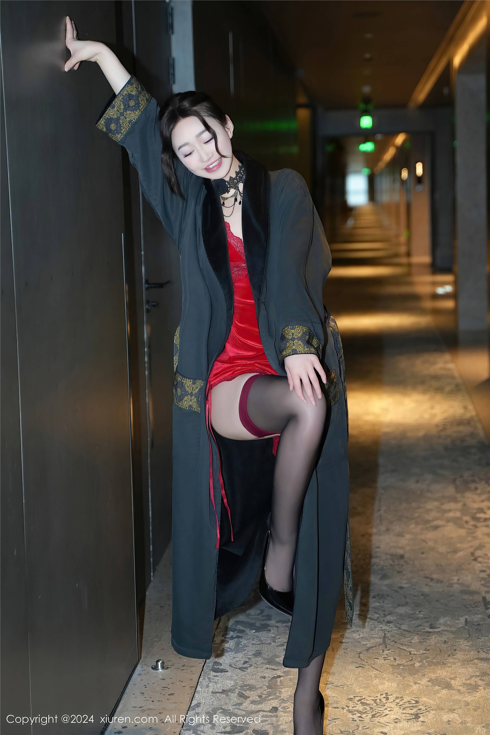 图片[2]-Xiuren秀人网期2024.05.16期N第8547期软糖爱喝奶-秀人网