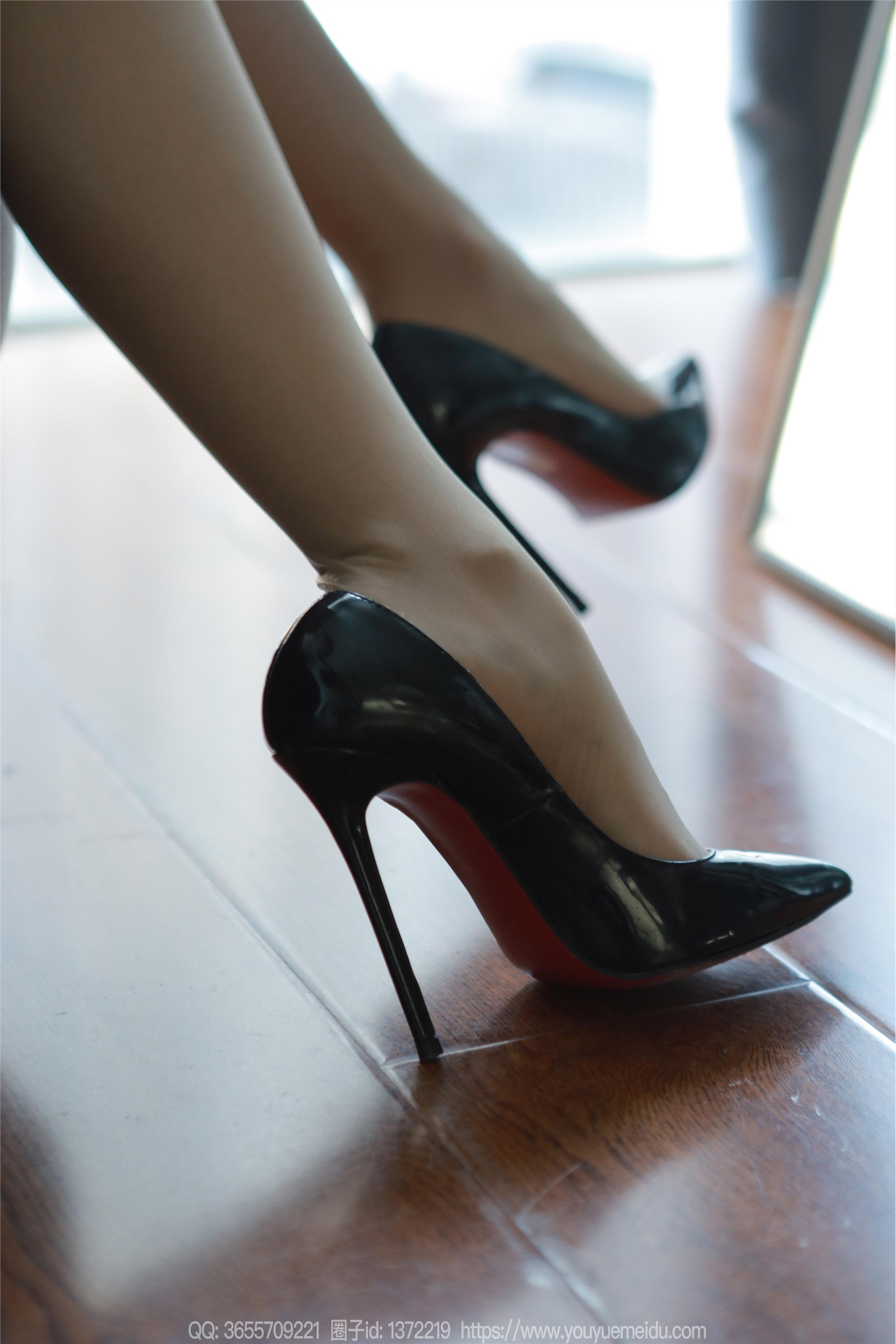 图片[2]-IESS异思趣向期期2023.12.31期丝享家期1625期婉萍《甜美小妹》-秀人网