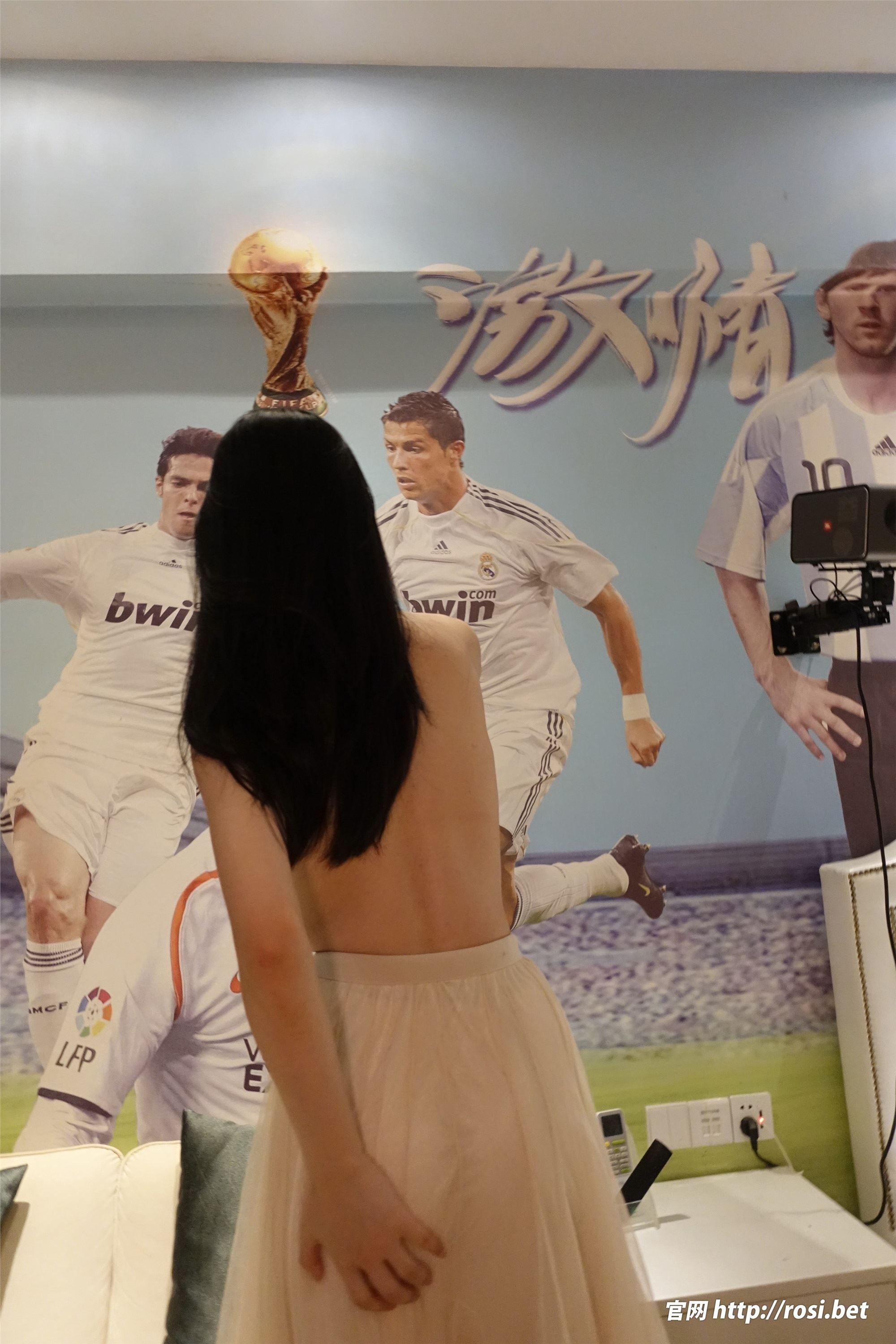 图片[7]-ROSI写真期2024.06.28期N第4589-秀人网