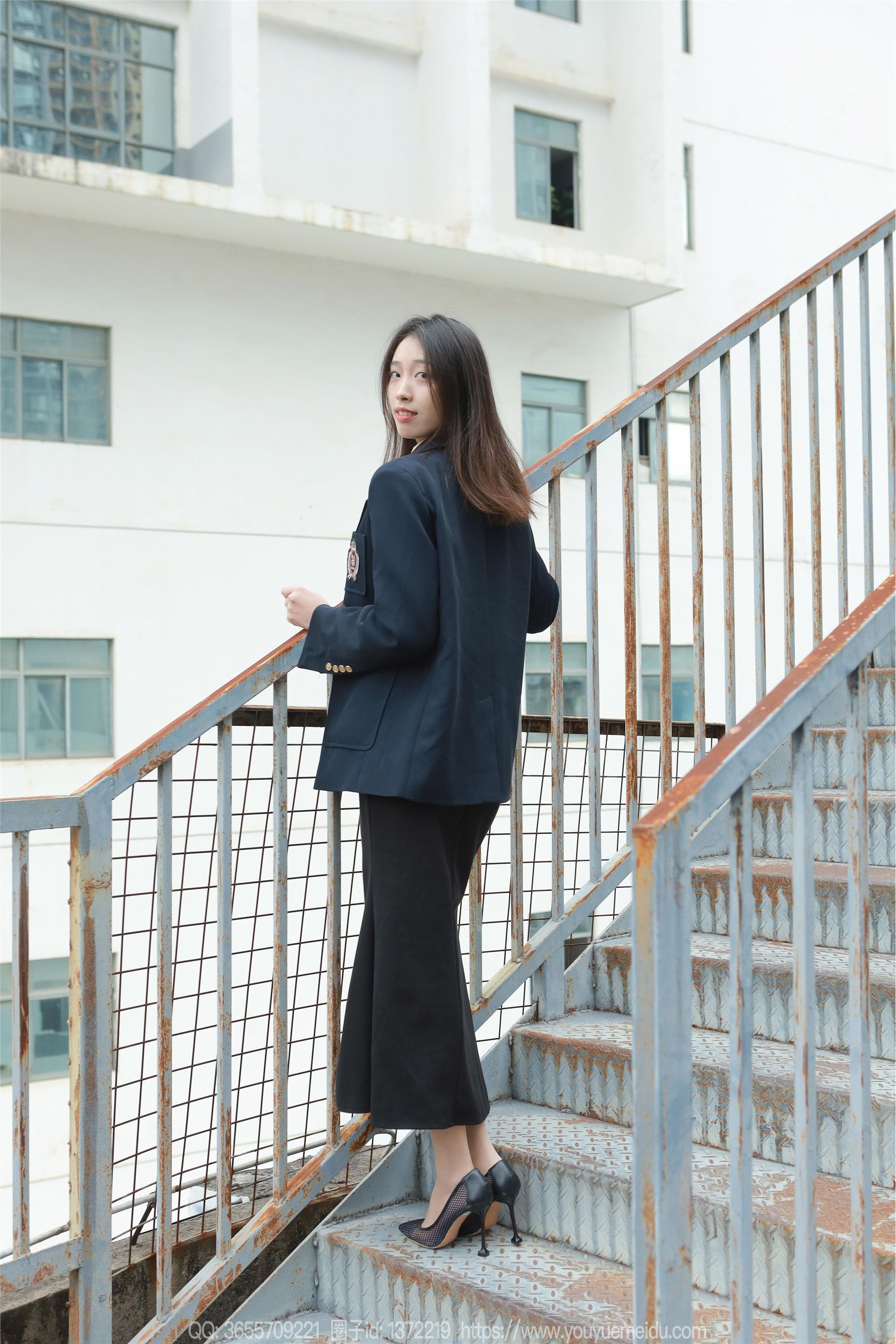 IESS异思趣向期期2024.01.05期丝享家期1630期新人小九《新人报道啦》-秀人网