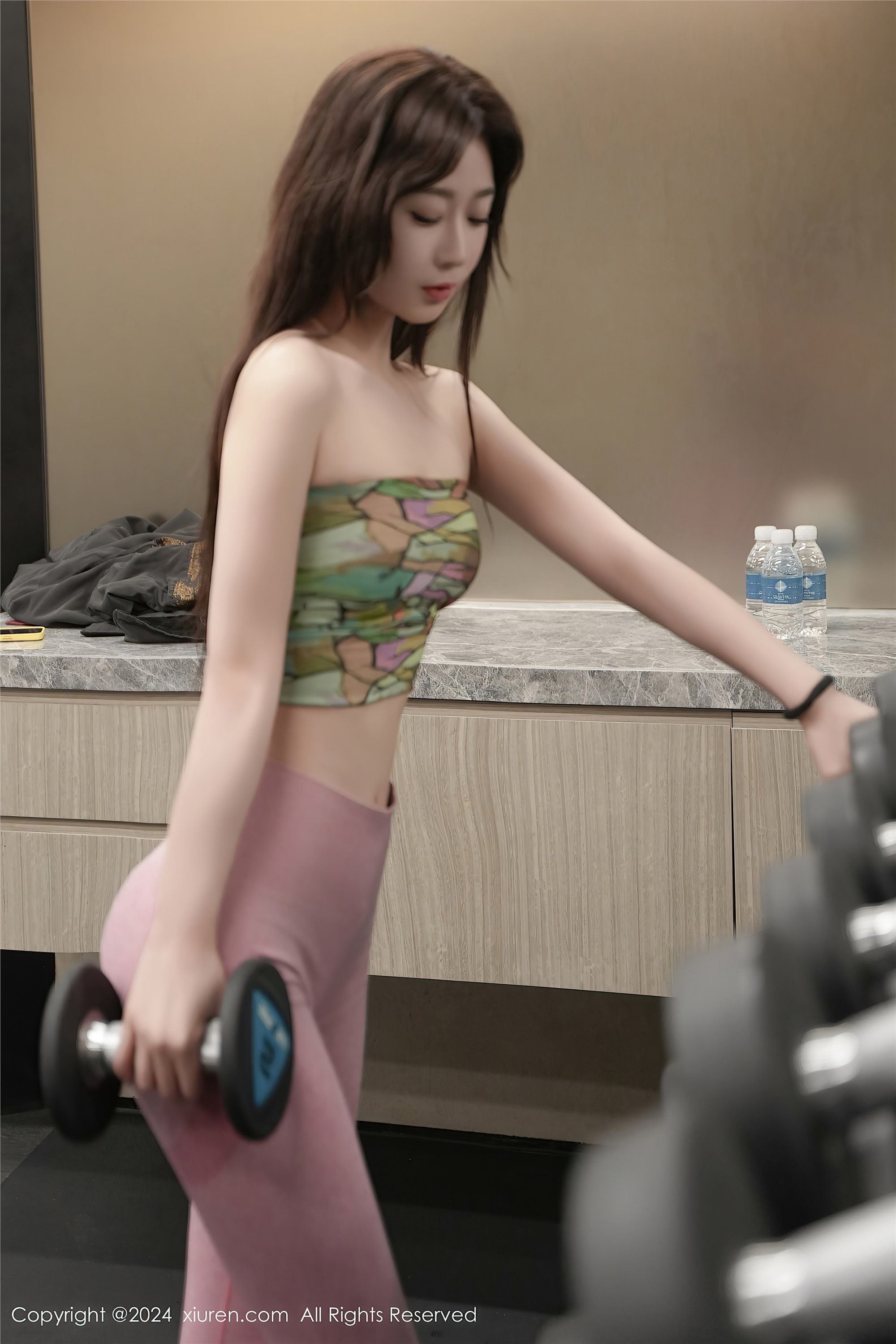 图片[2]-Xiuren秀人网期2024.05.23期N第8585期软糖爱喝奶-秀人网