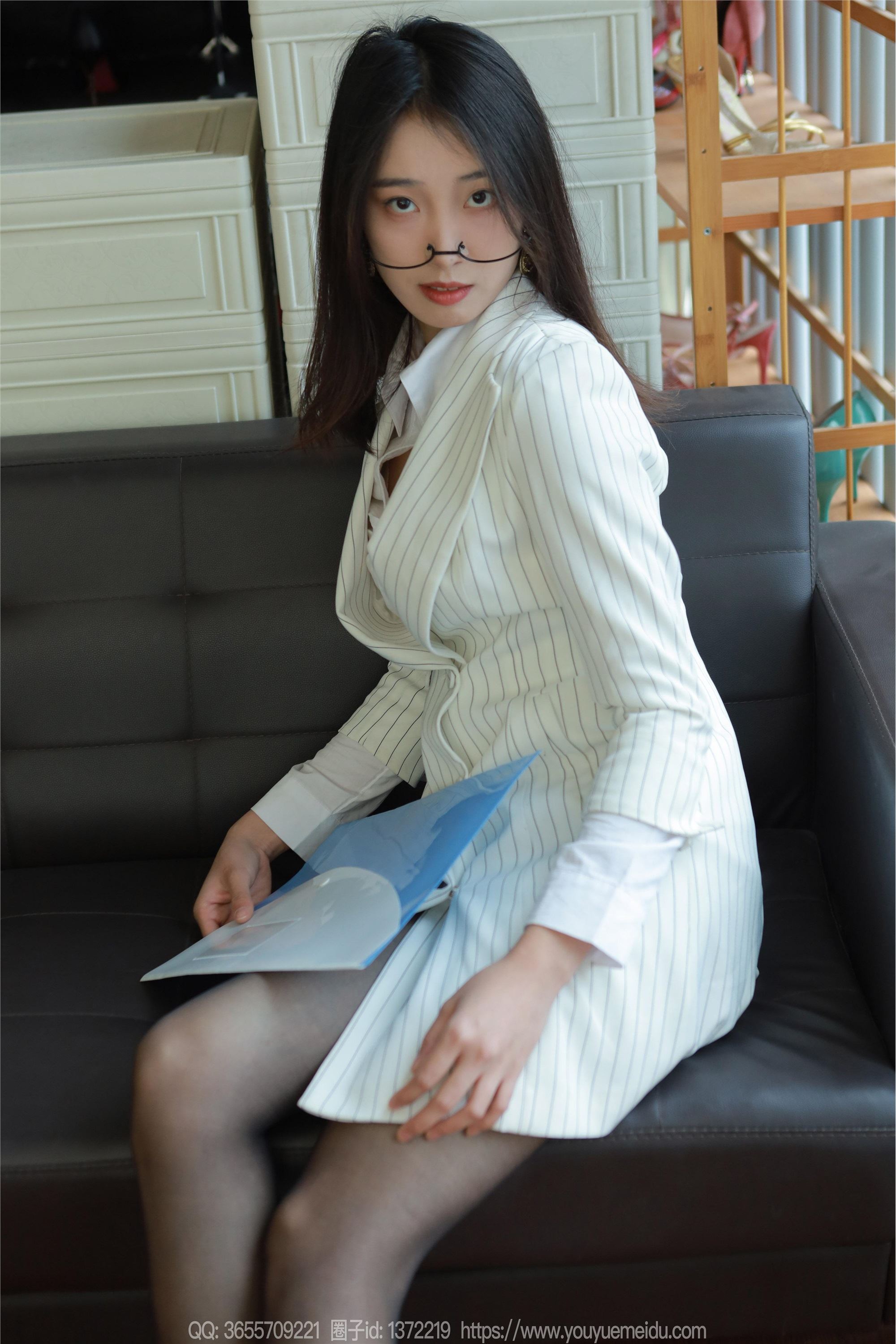 图片[9]-IESS异思趣向期期2024.01.15期丝享家期1638期小九《反差女秘》-秀人网