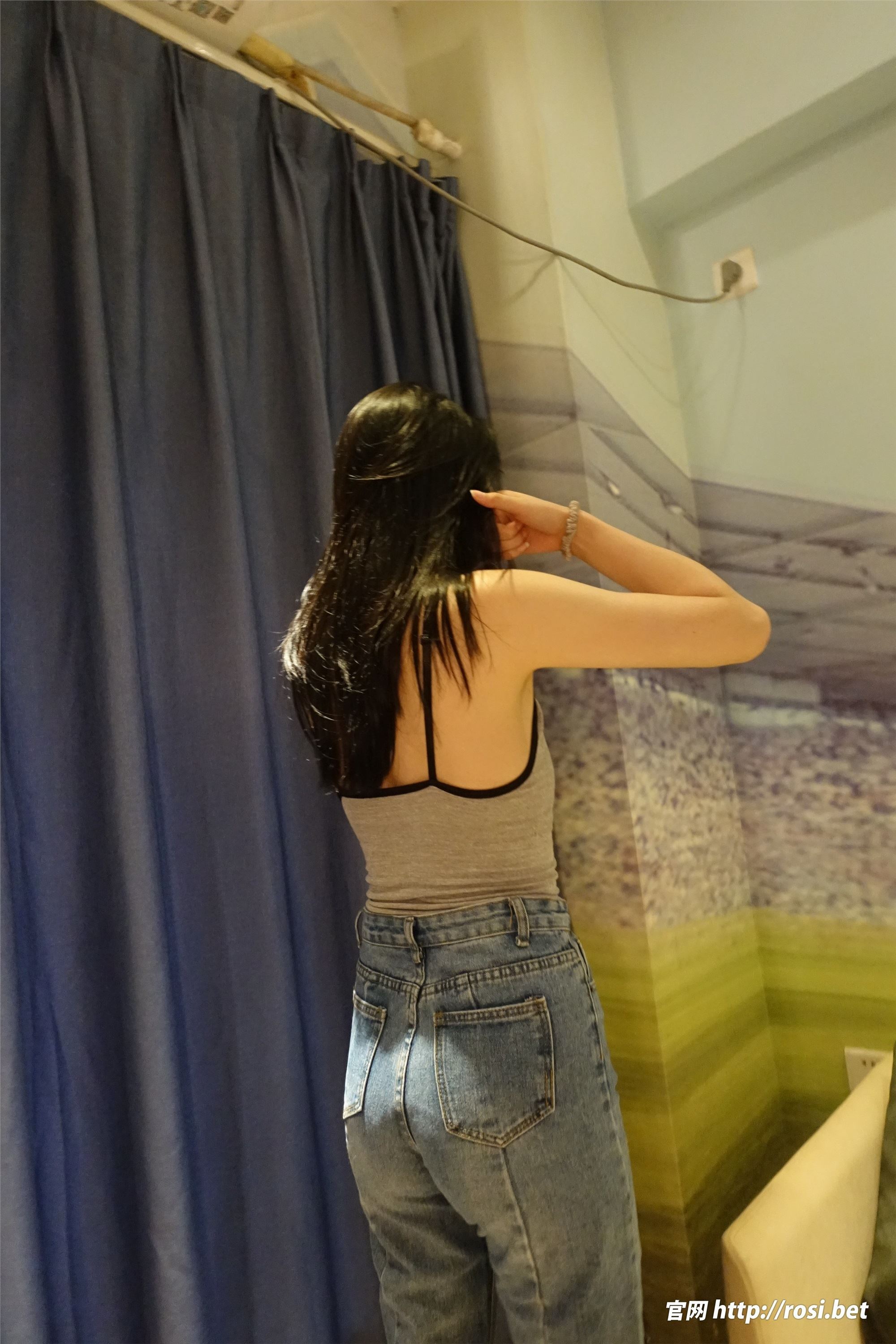 图片[4]-ROSI写真期2024.07.01期N第4592-秀人网