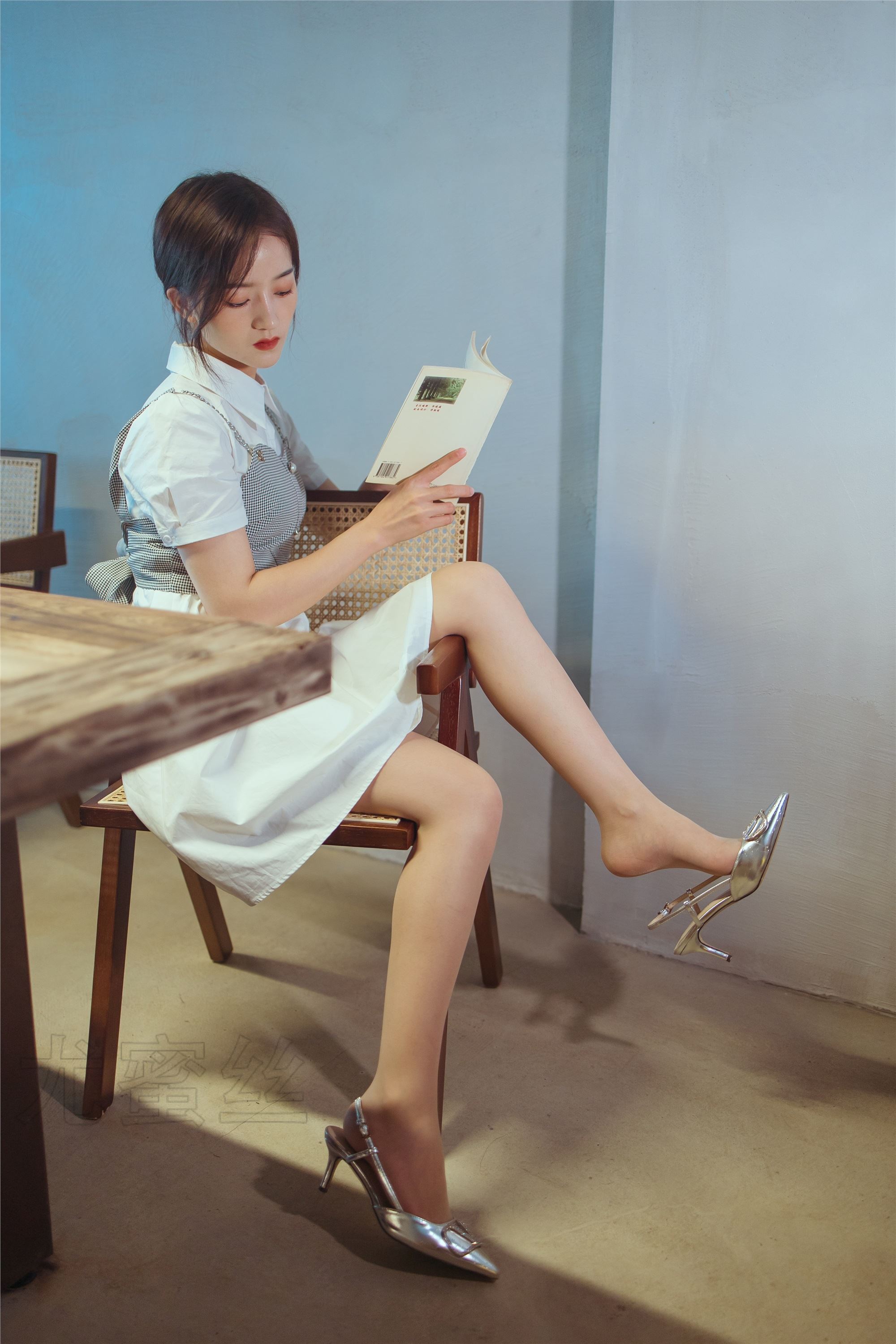 图片[2]-尤蜜丝期穿搭写真期N第057-秀人网